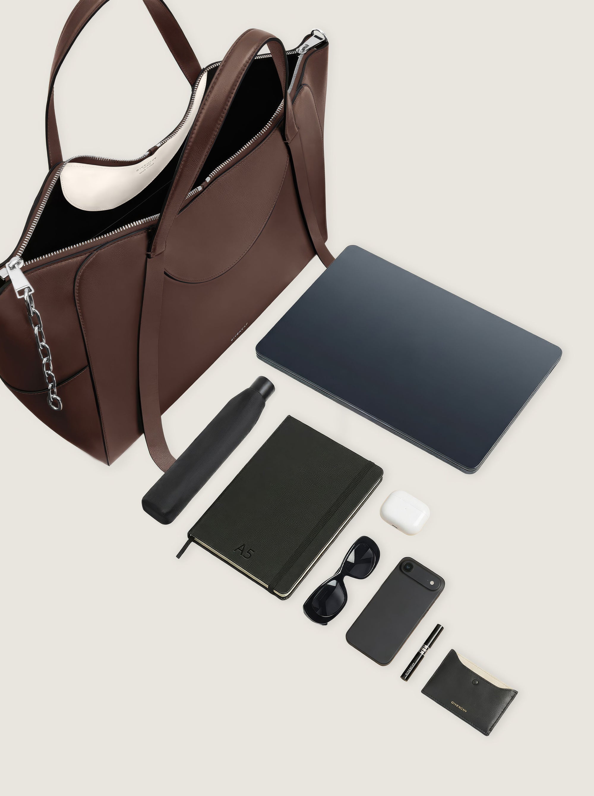 SNATCH - LARGE CHAIN ZIP BAG