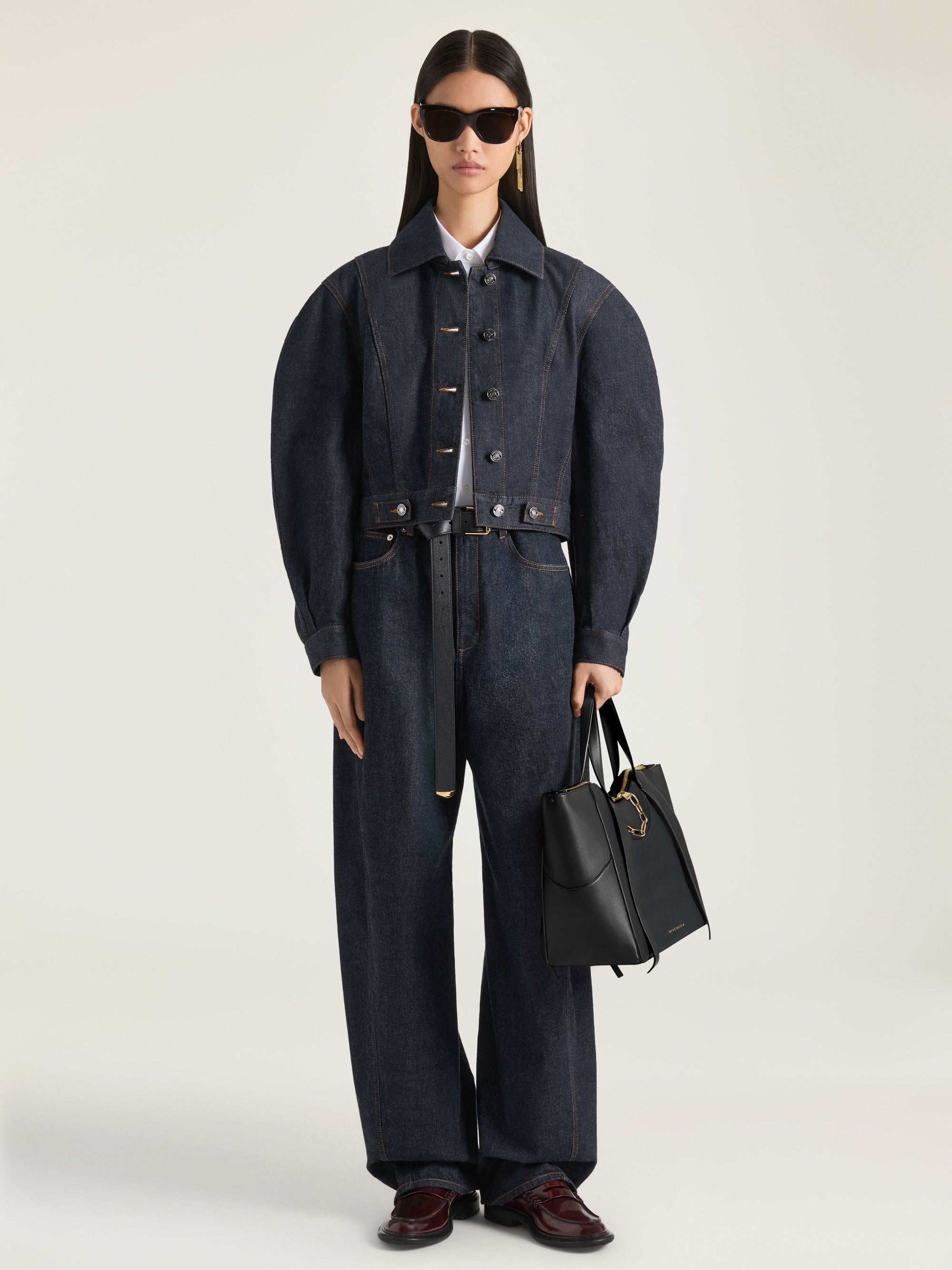 SNATCH - MEDIUM CHAIN ZIP BAG