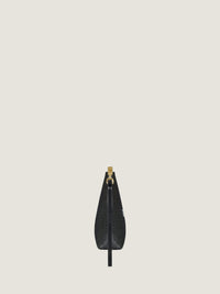 TRAVEL POUCH