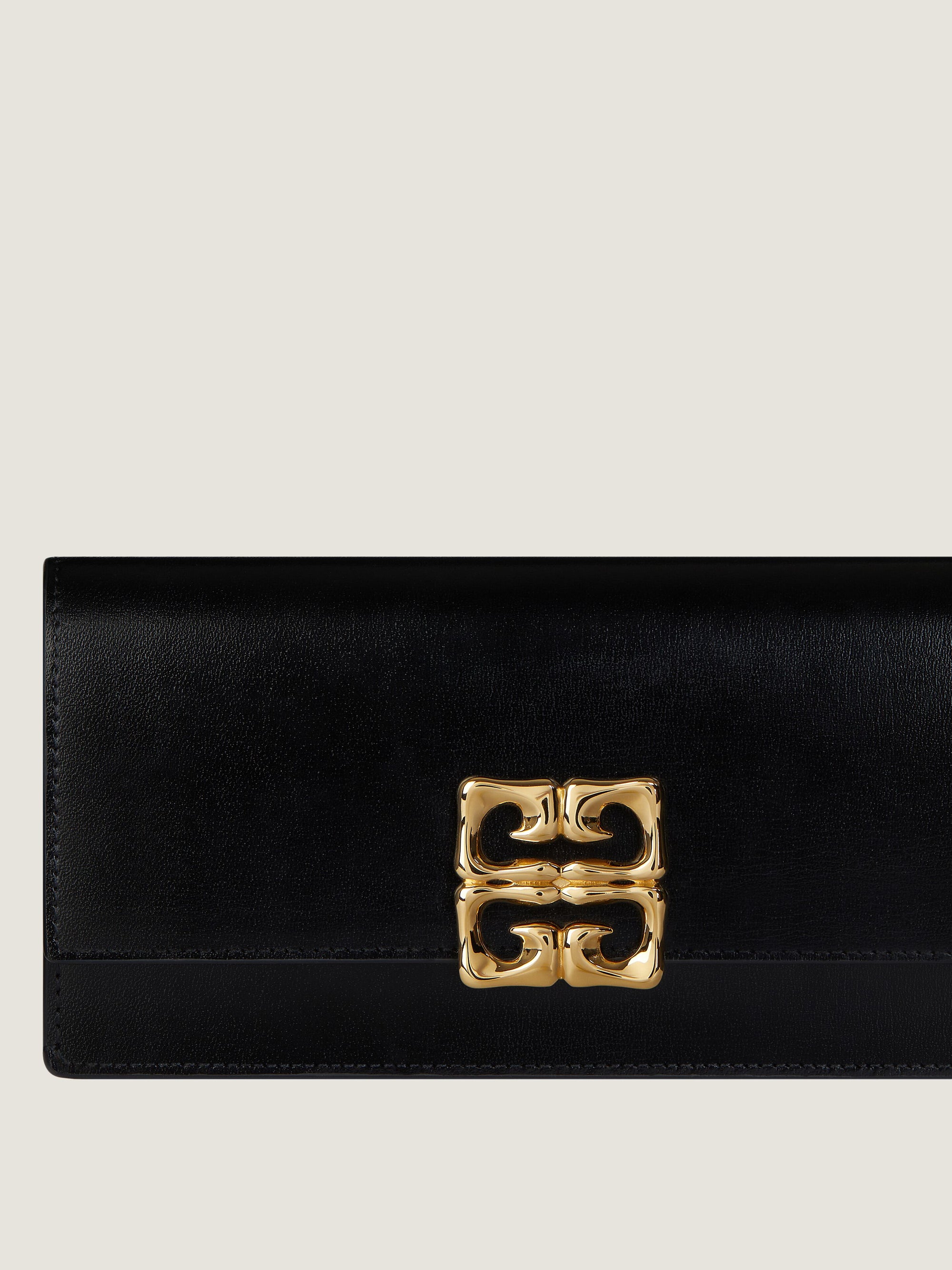 BOX LEATHER WITH GOLDEN JEWELLERY