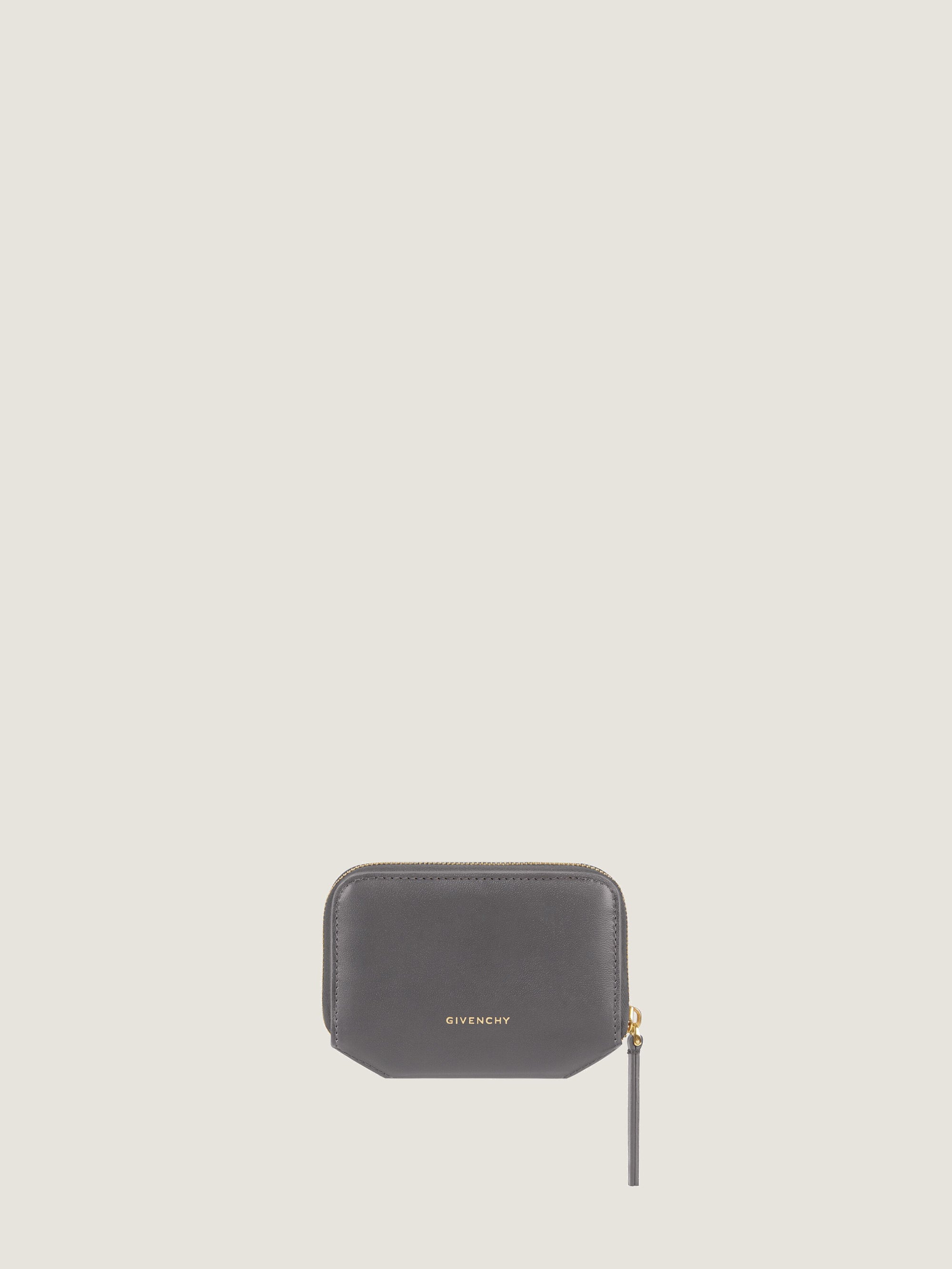 BOX LEATHER WITH GOLDEN JEWELLERY
