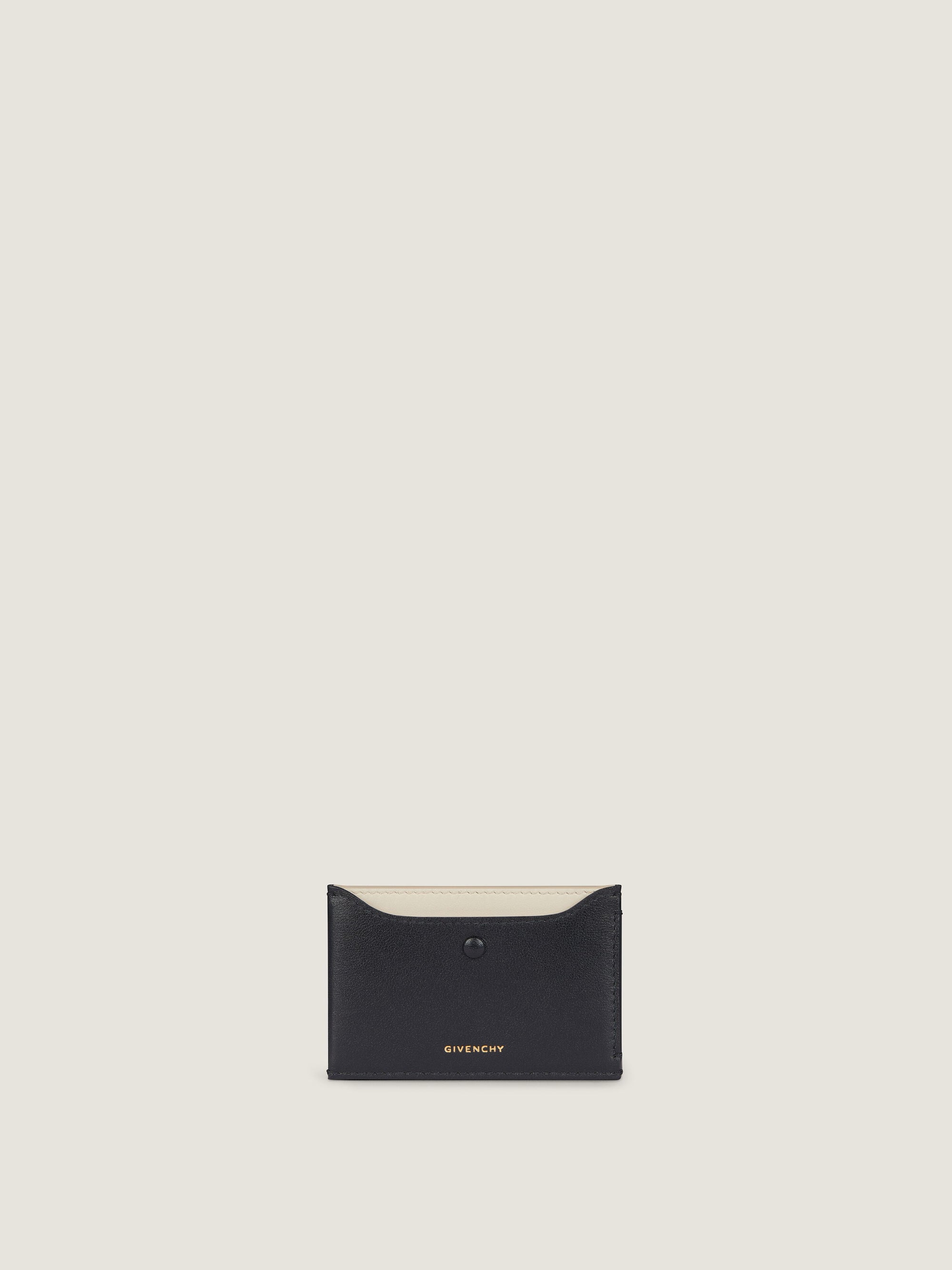 DAY - CARDHOLDER