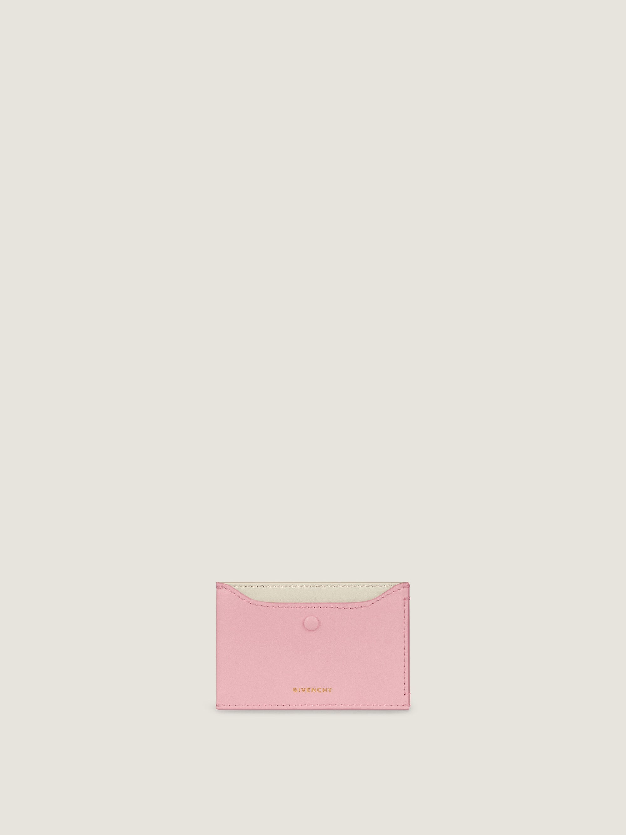 DAY - CARDHOLDER