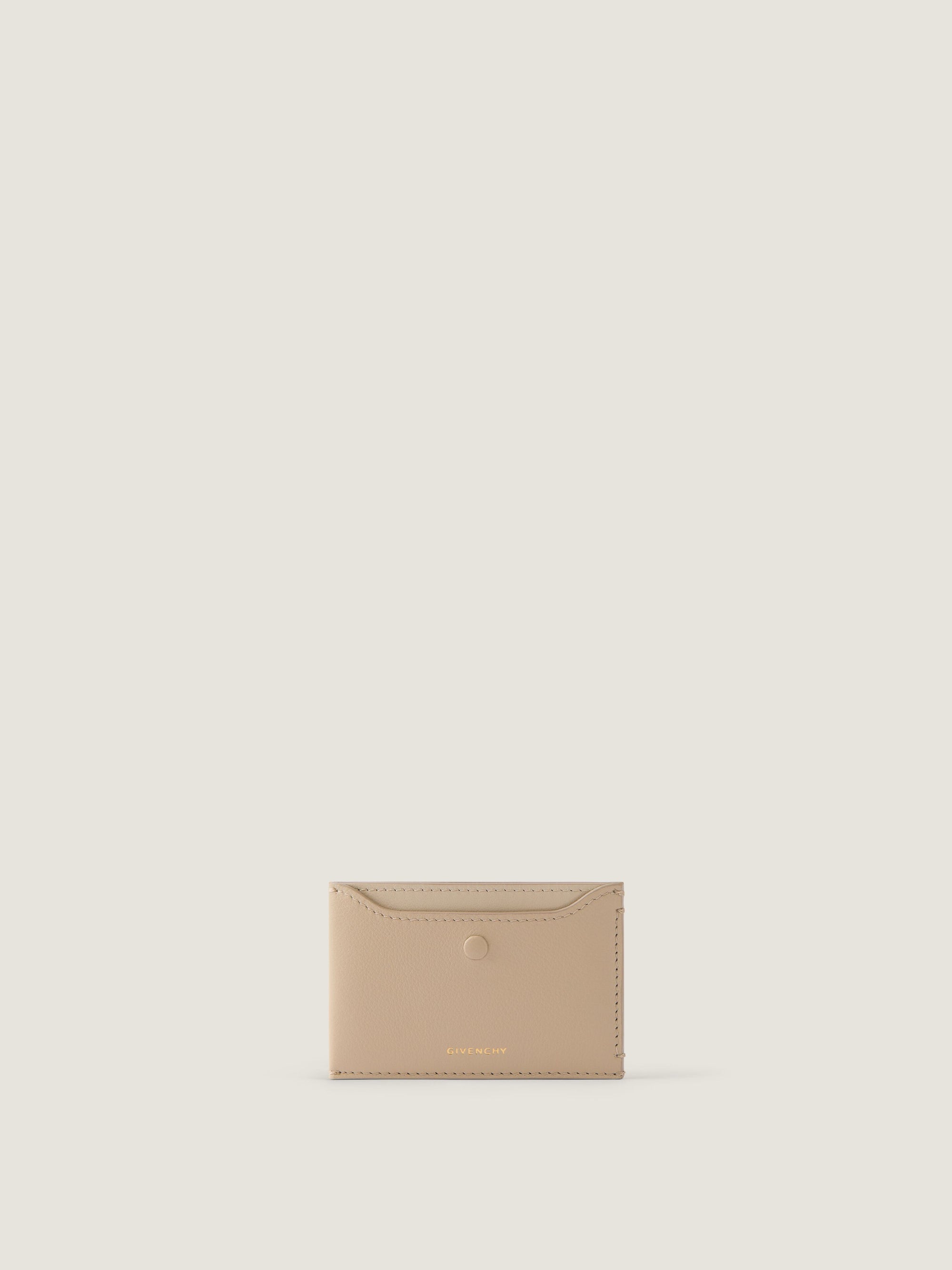 DAY - CARDHOLDER