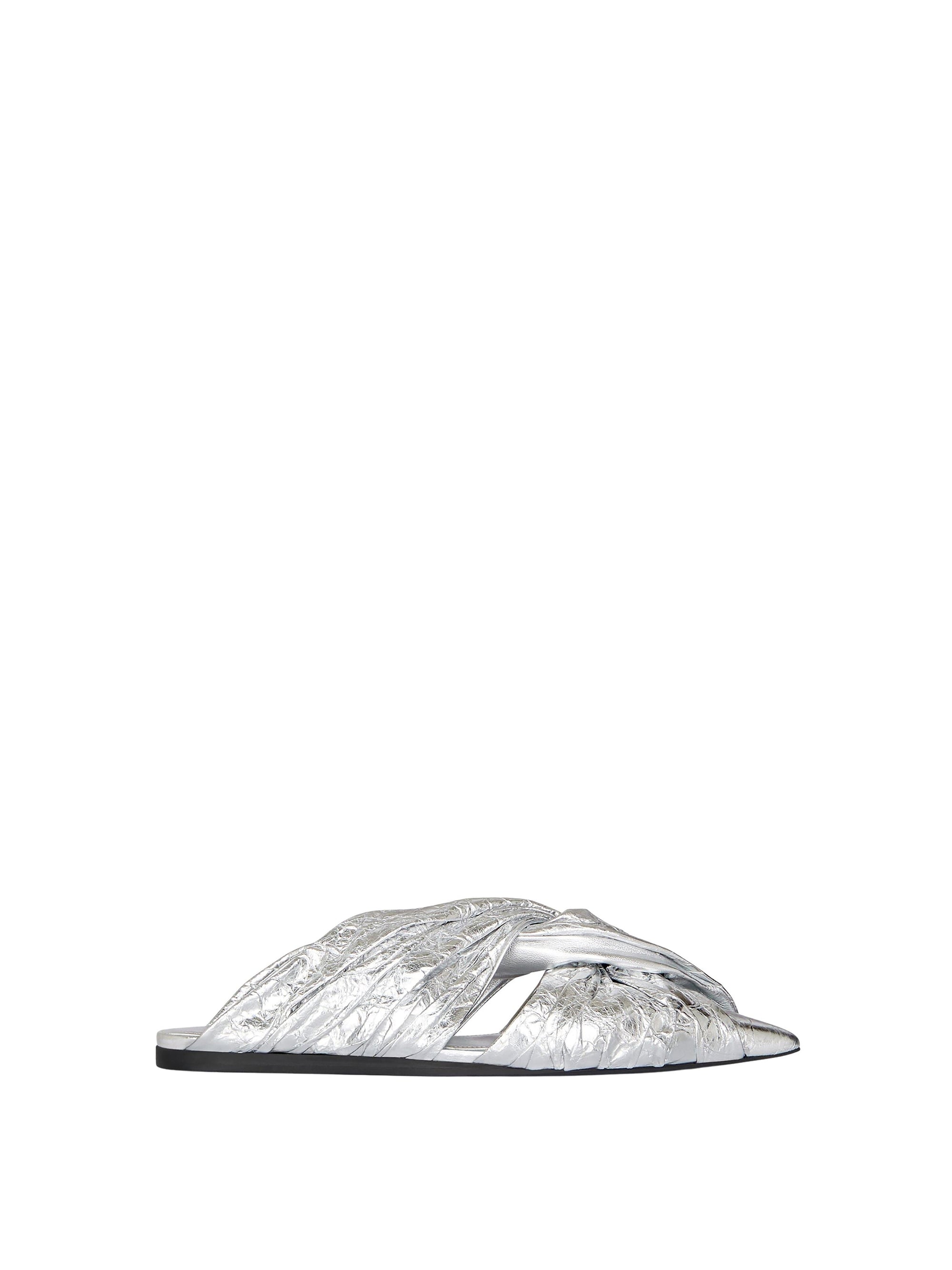 Mules plates Twist en cuir laminé - Silvery