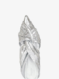 Mules plates Twist en cuir laminé - Silvery