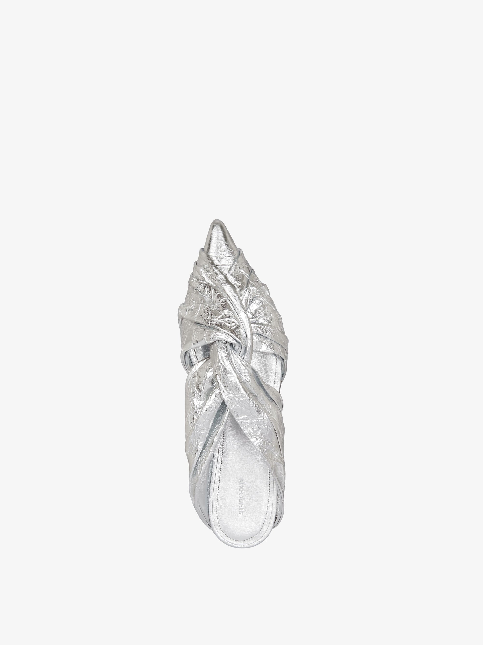 Mules plates Twist en cuir laminé - Silvery