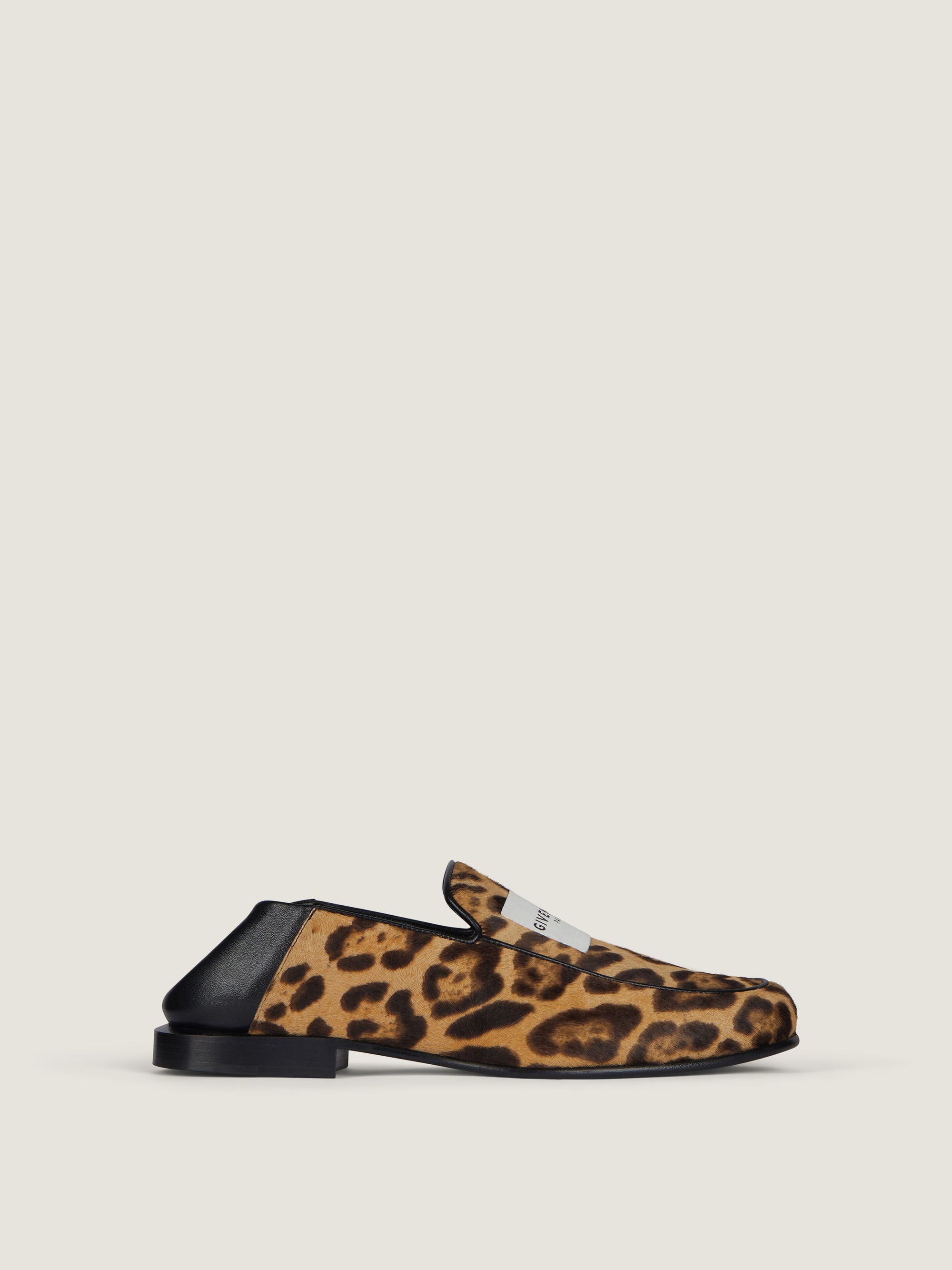 PONY WITH LEOPARD EFFECT: GIV LABEL