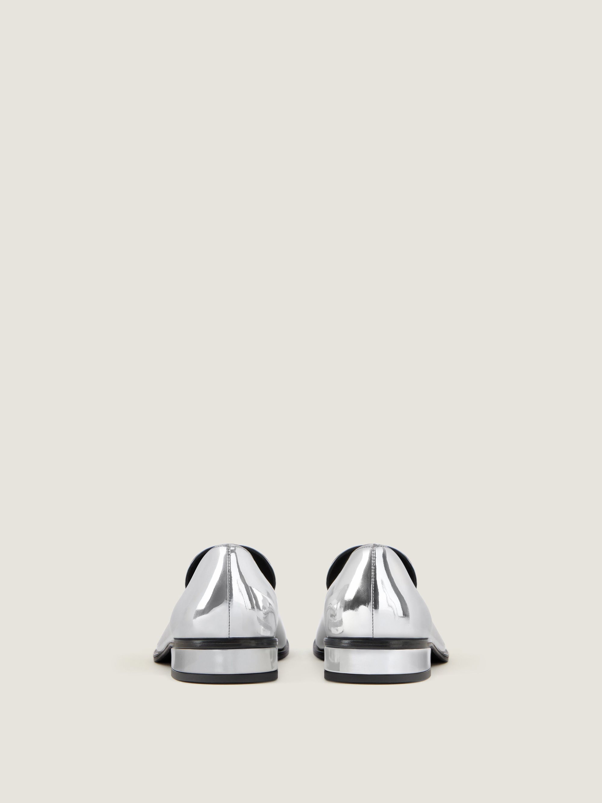 SQUARED LOAFER