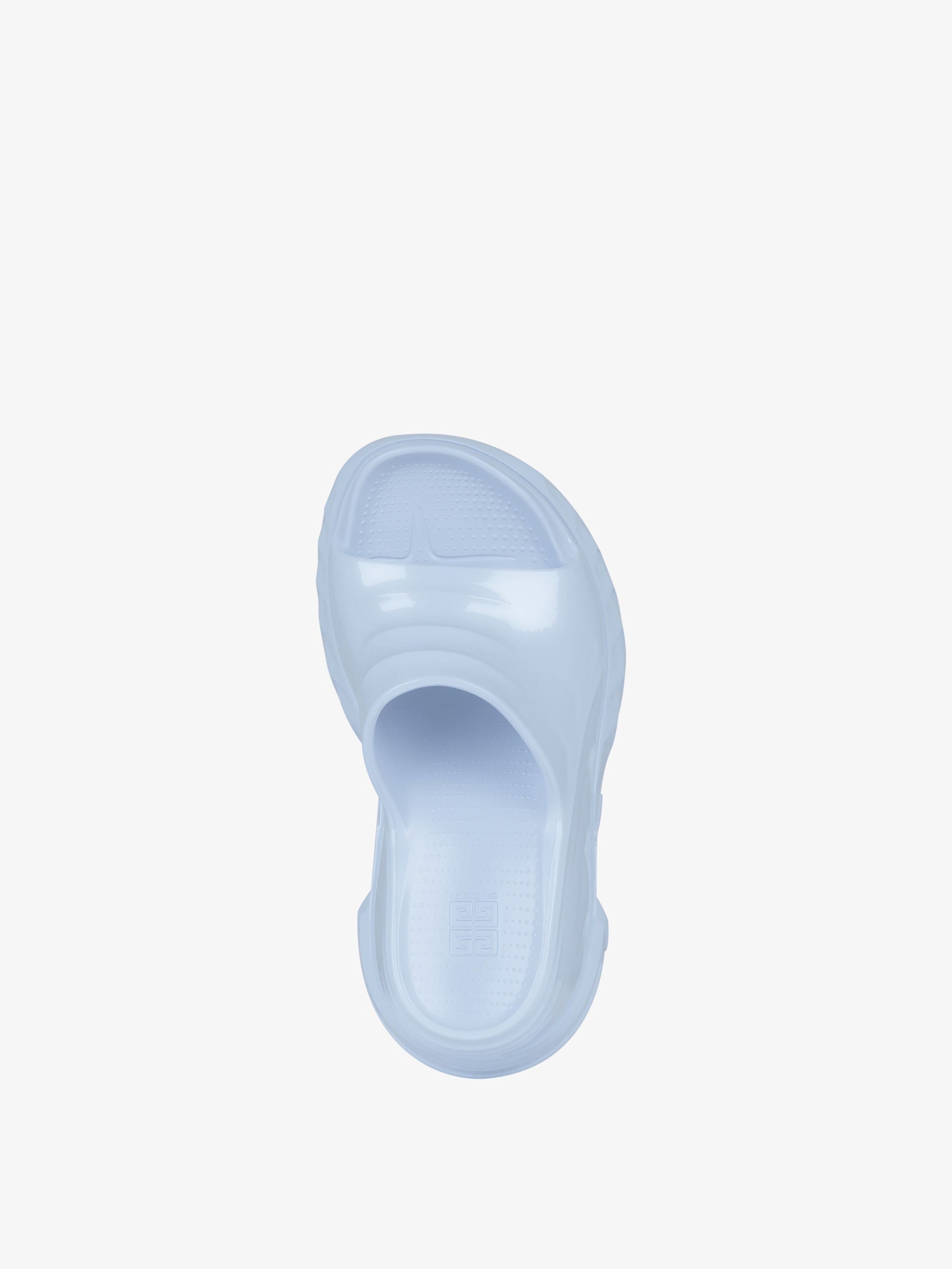 RUBBER WITH SHINY EFFECT