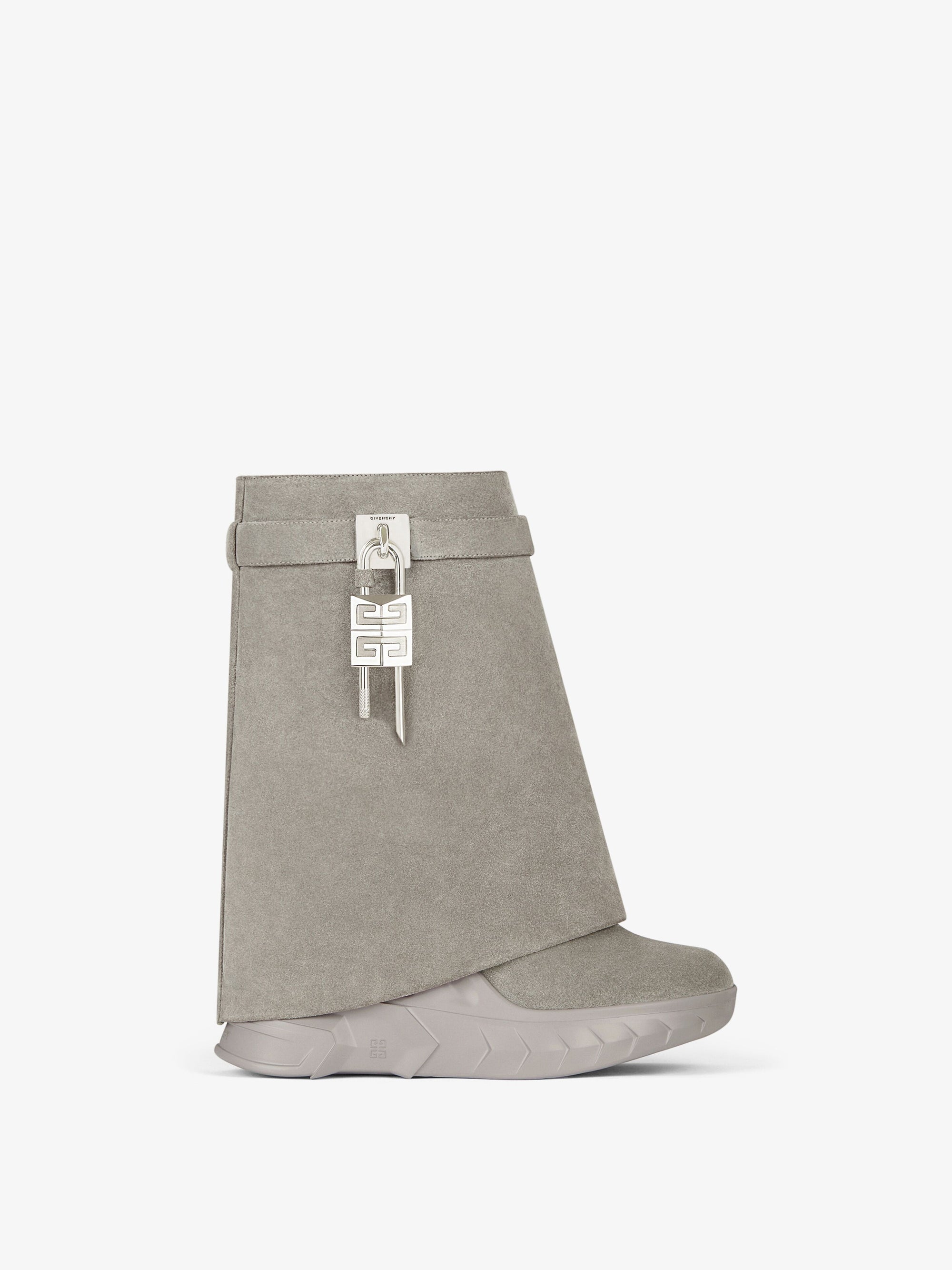 SUEDE LEATHER/ SILVERY PADLOCK