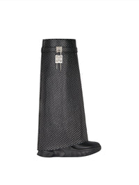 GRAINED LEATHER WITH STUDS