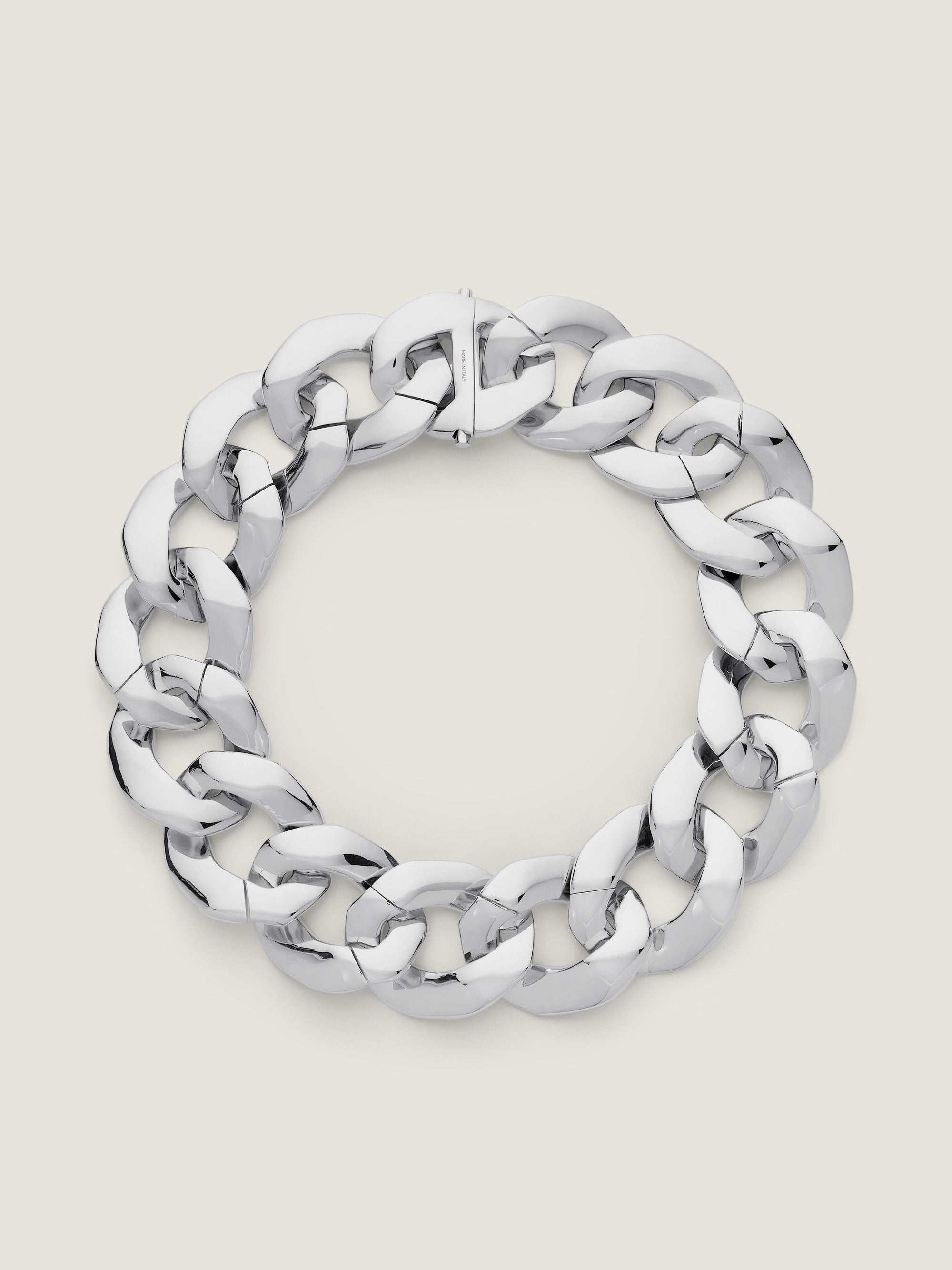CHAIN SILVERY NECKLACE