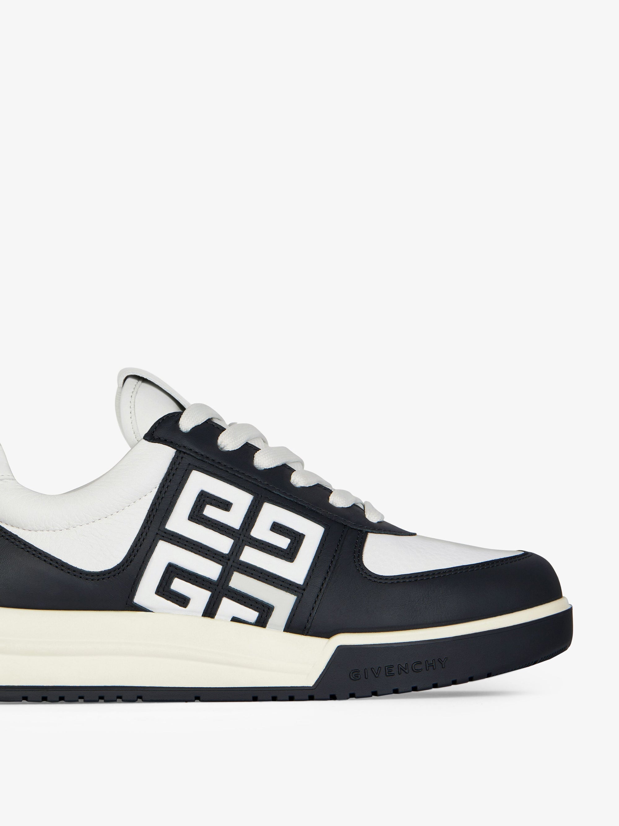 G4 LOW-TOP SNEAKERS