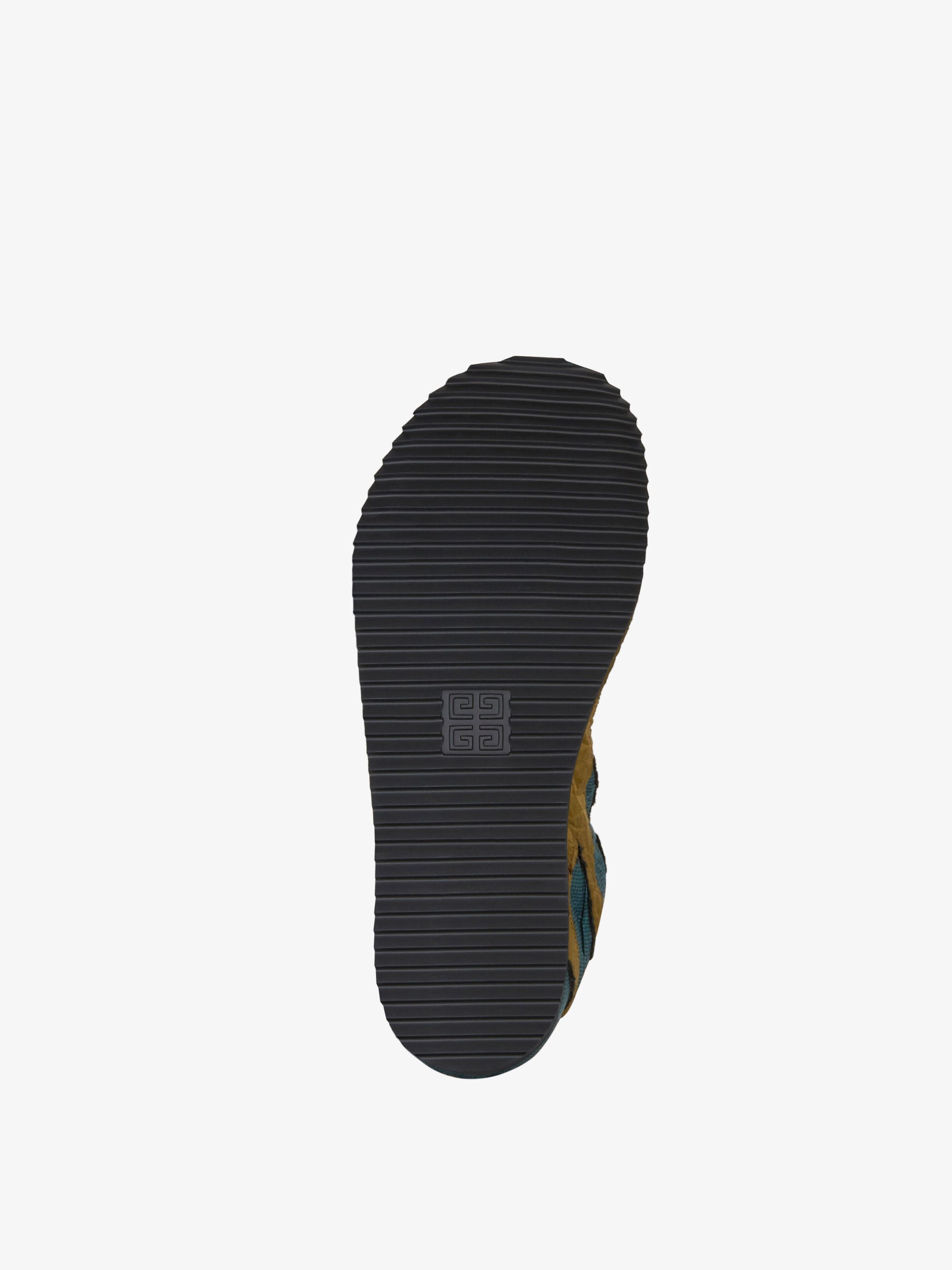 FLAT SNEAKER