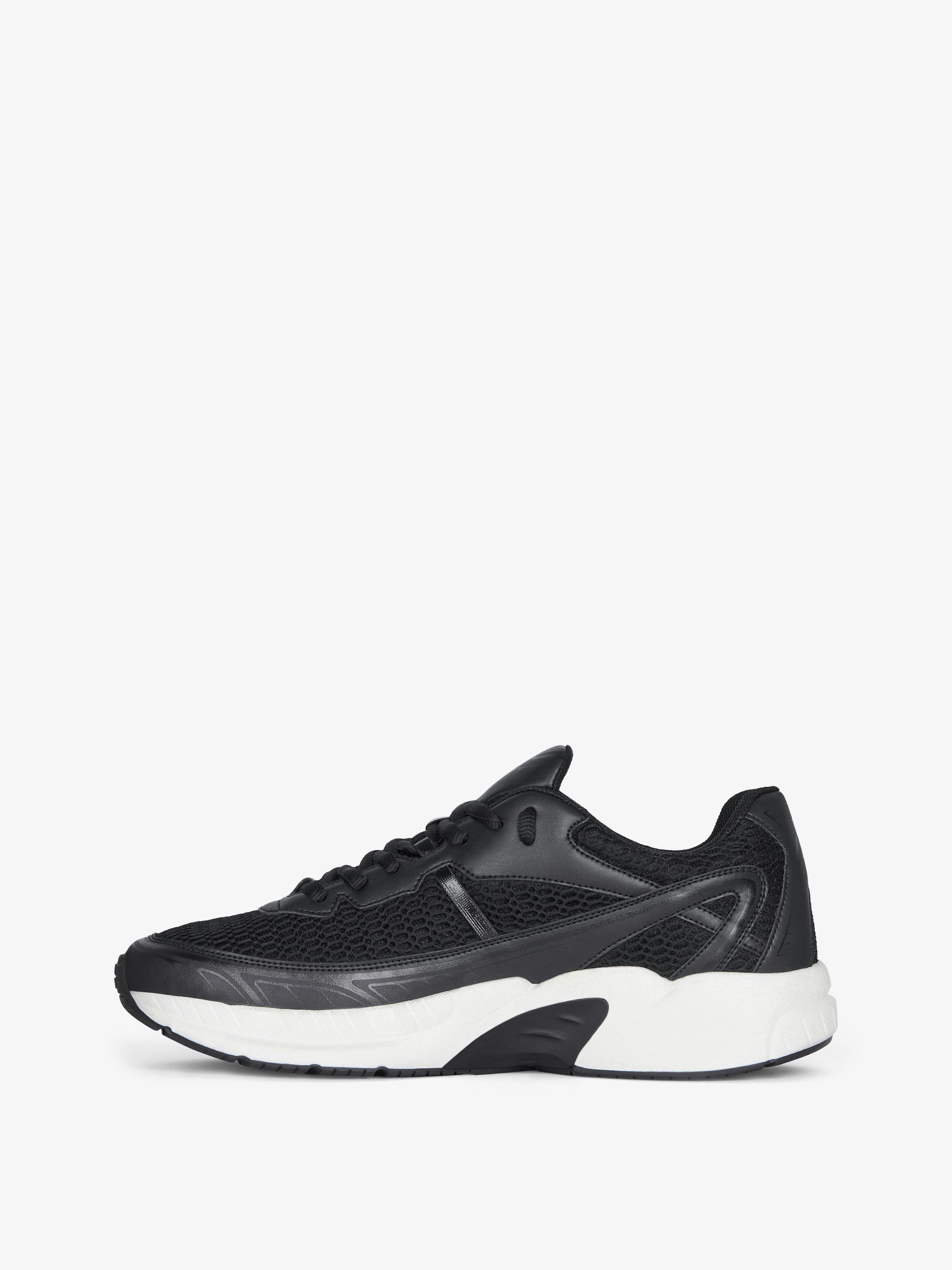 SYNTH.LEATHER/MESH/4G LOGO