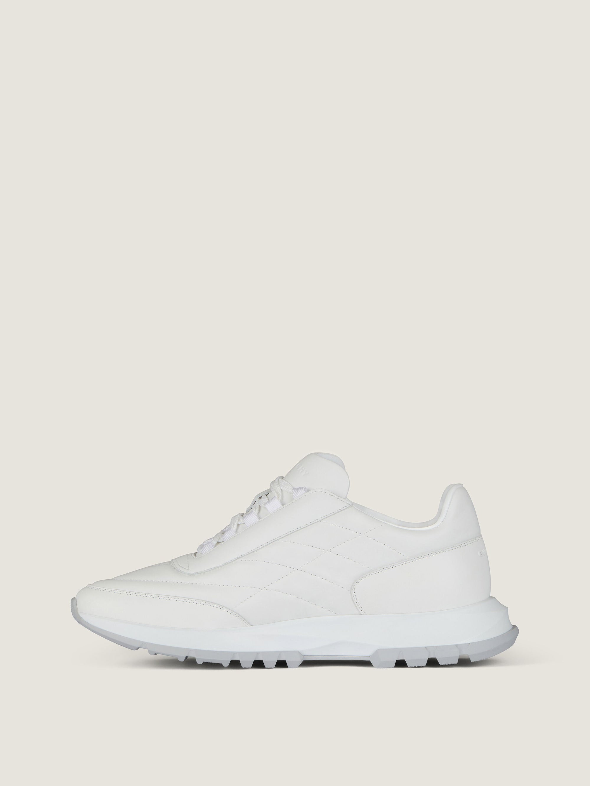 TRAINERS LACE UP