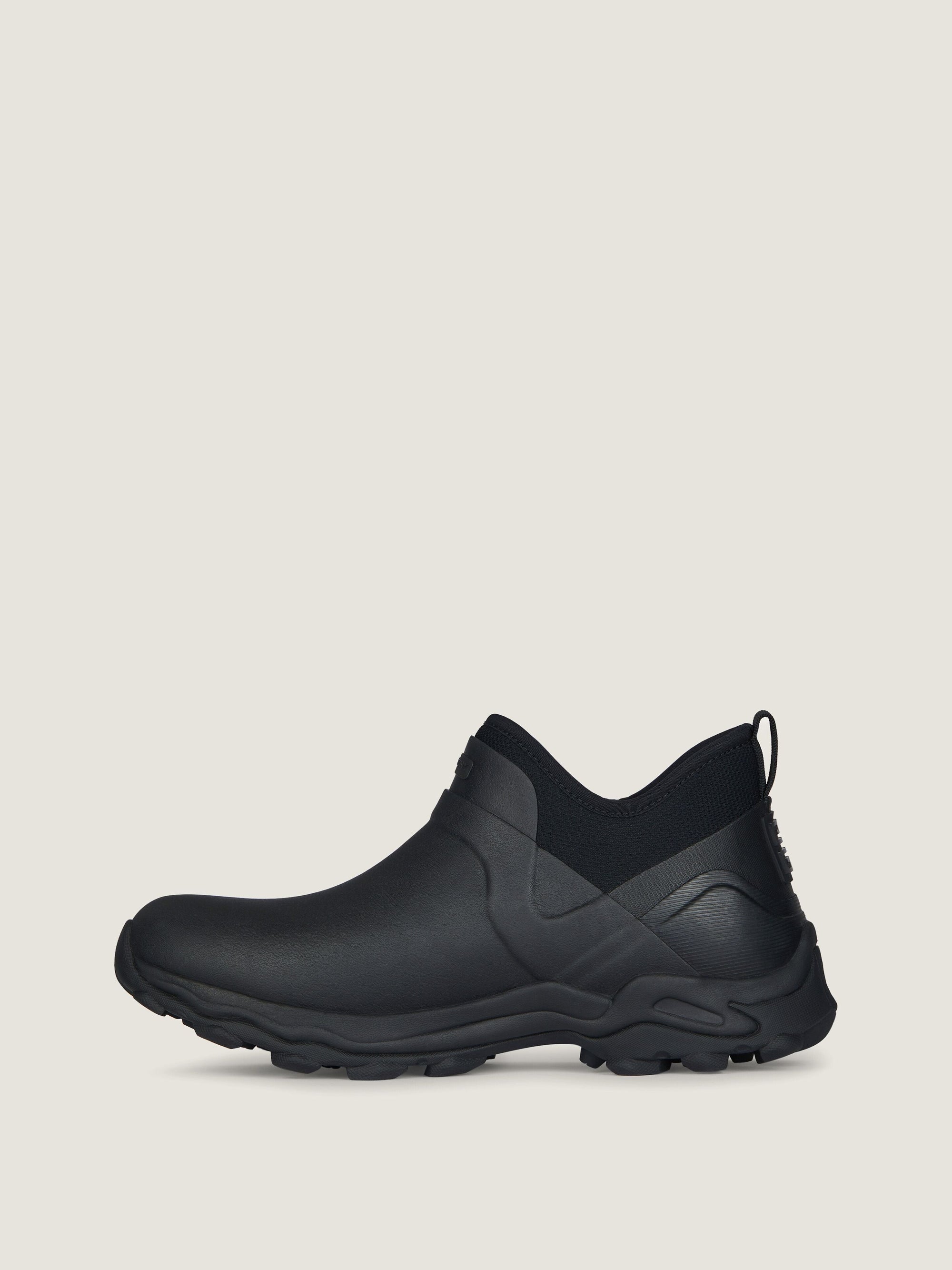 BOGS LOW CHELSEA BOOTS