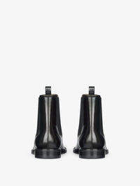 CLASSIC CHELSEA ANKLE BOOTS