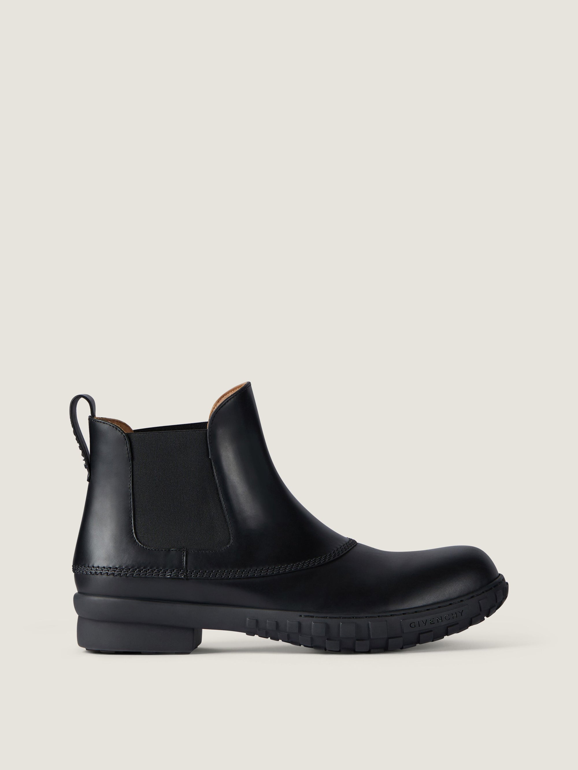 MAT LEATHER/BLACK SOLE