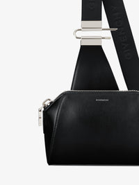 Sac Antigona petit modèle en cuir - Noir