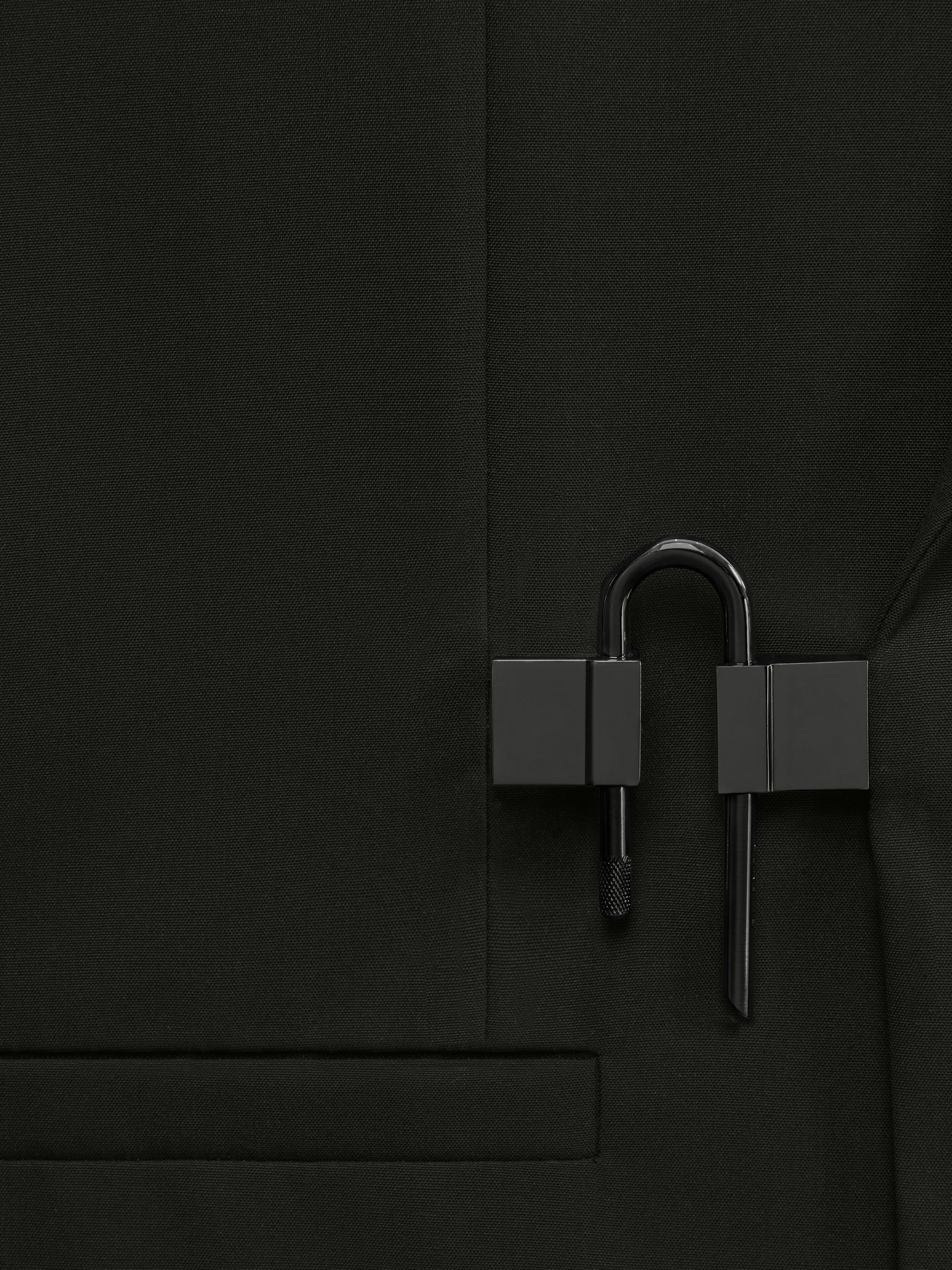 U LOCK SLIM FIT JACKET