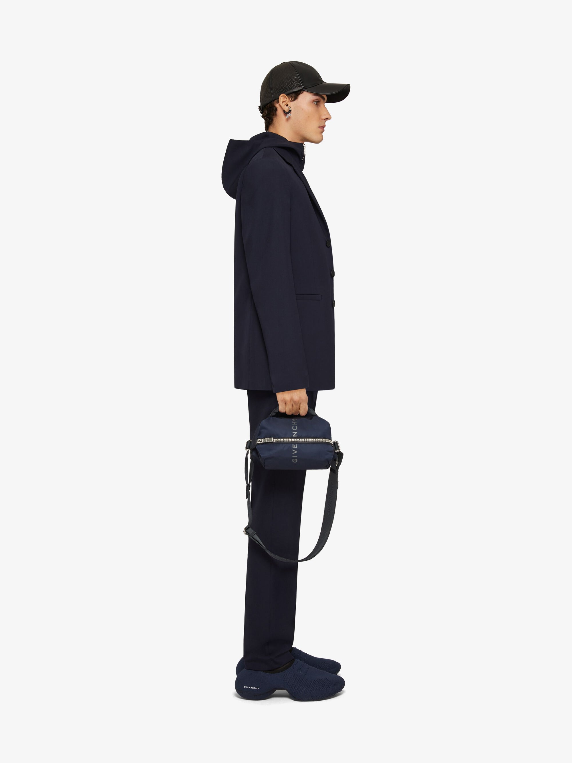 TECHNICAL WOOL TAILORING