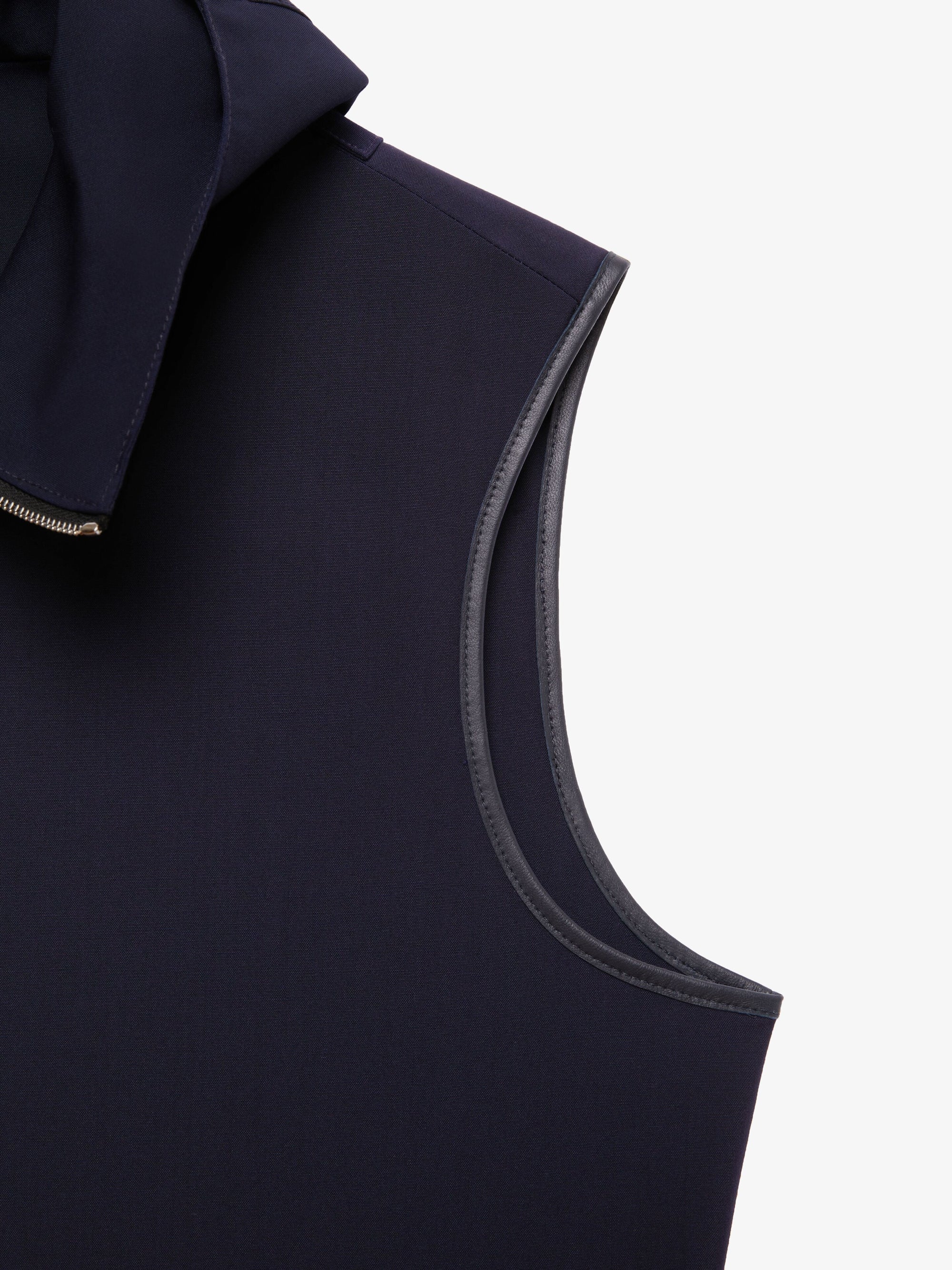 TECHNICAL WOOL TAILORING