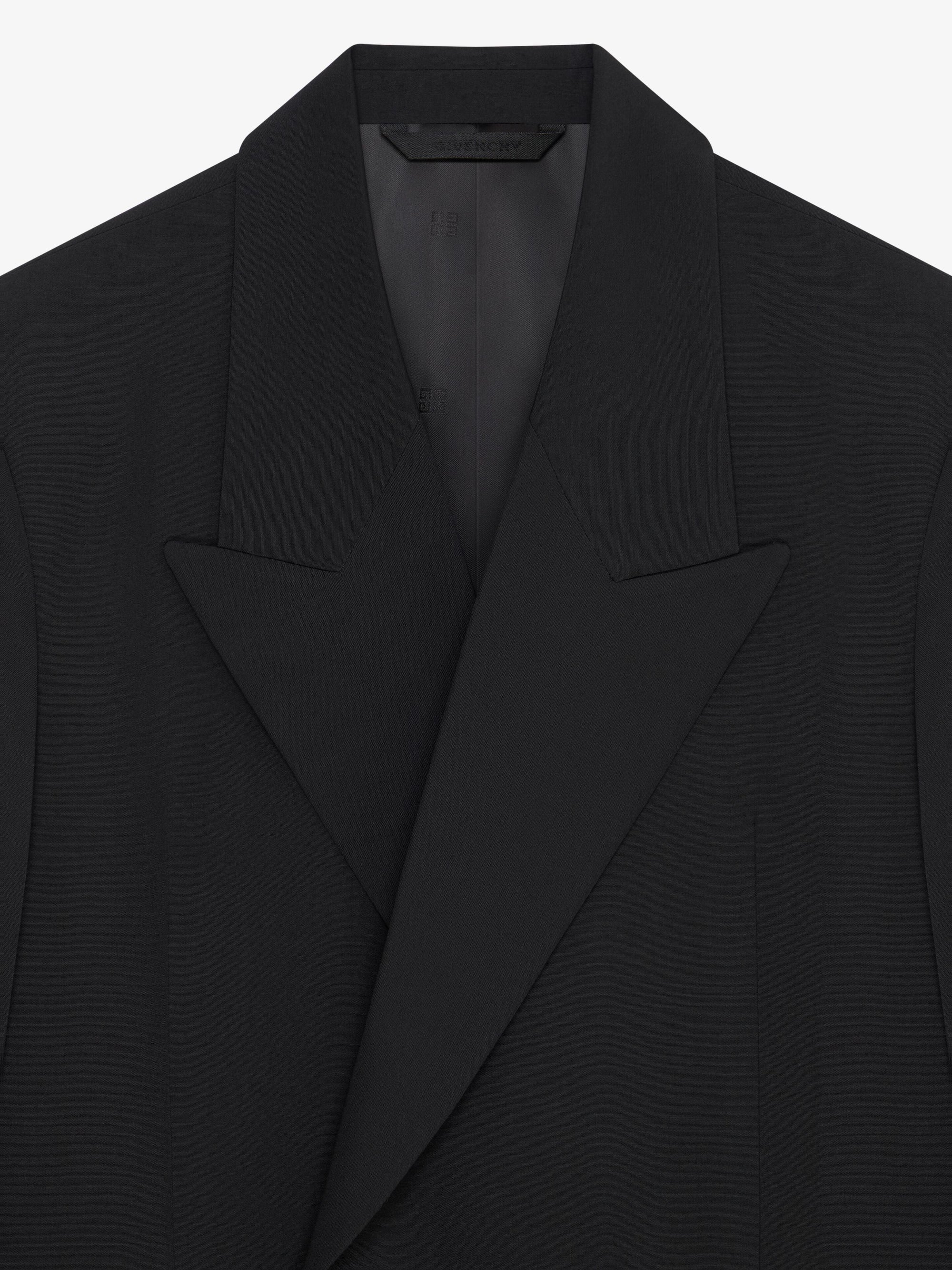 DOUBLE BREASTED SLIM FIT JACKET