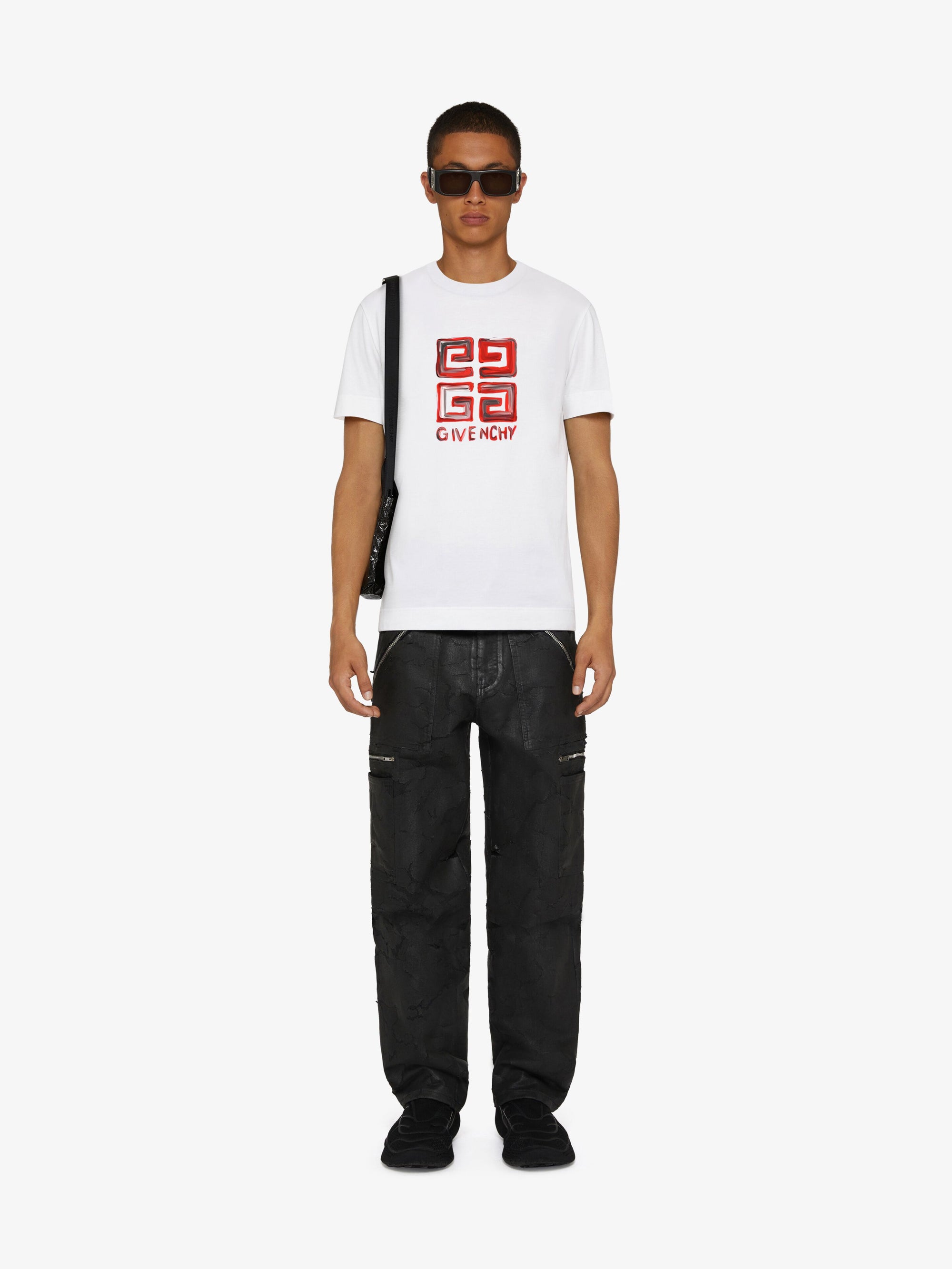 SLIM FIT T-SHIRT