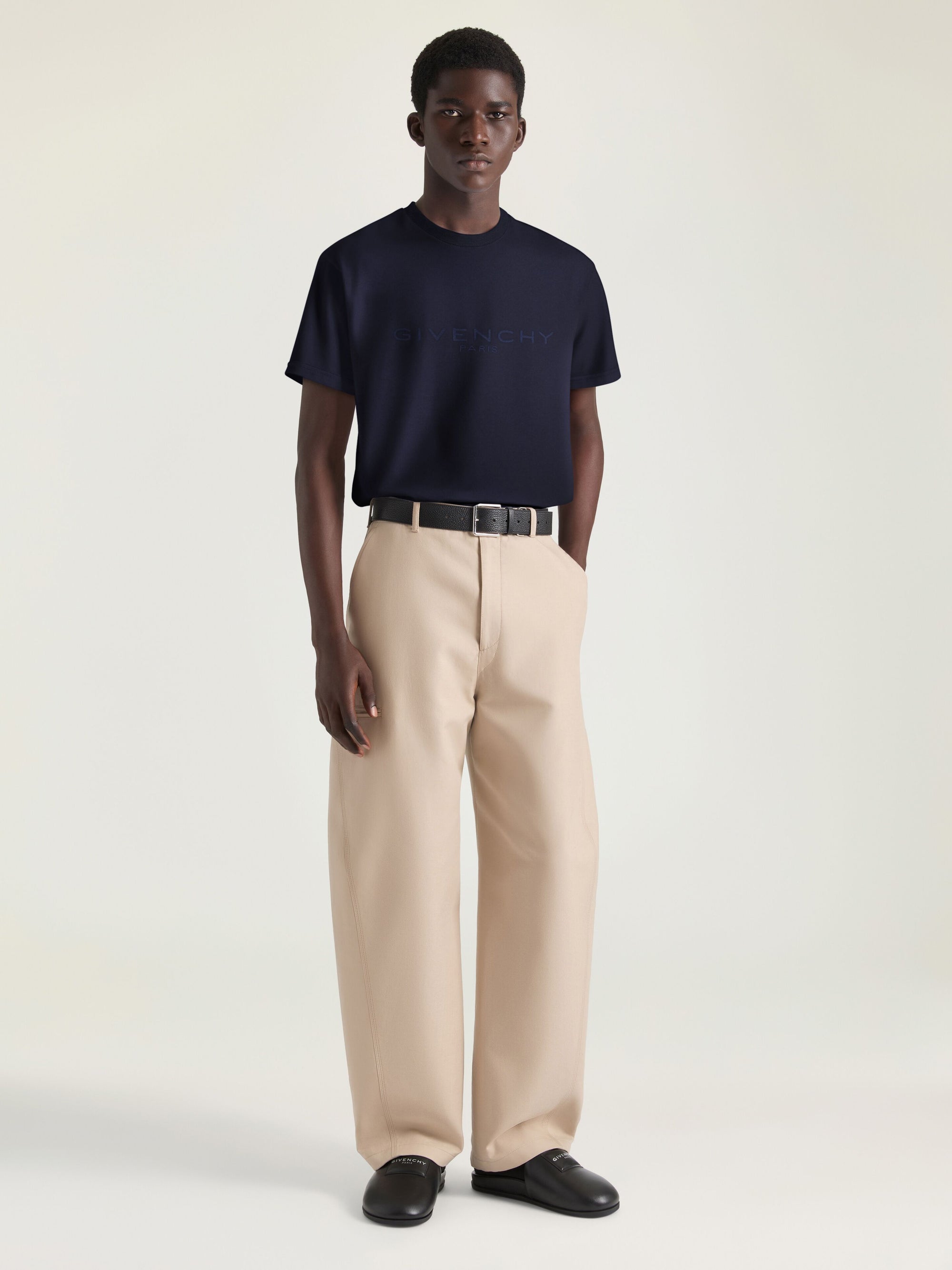 REGULAR FIT TSHIRT