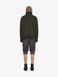 Oversized Cashmere Roll Neck Sweater - Army Green