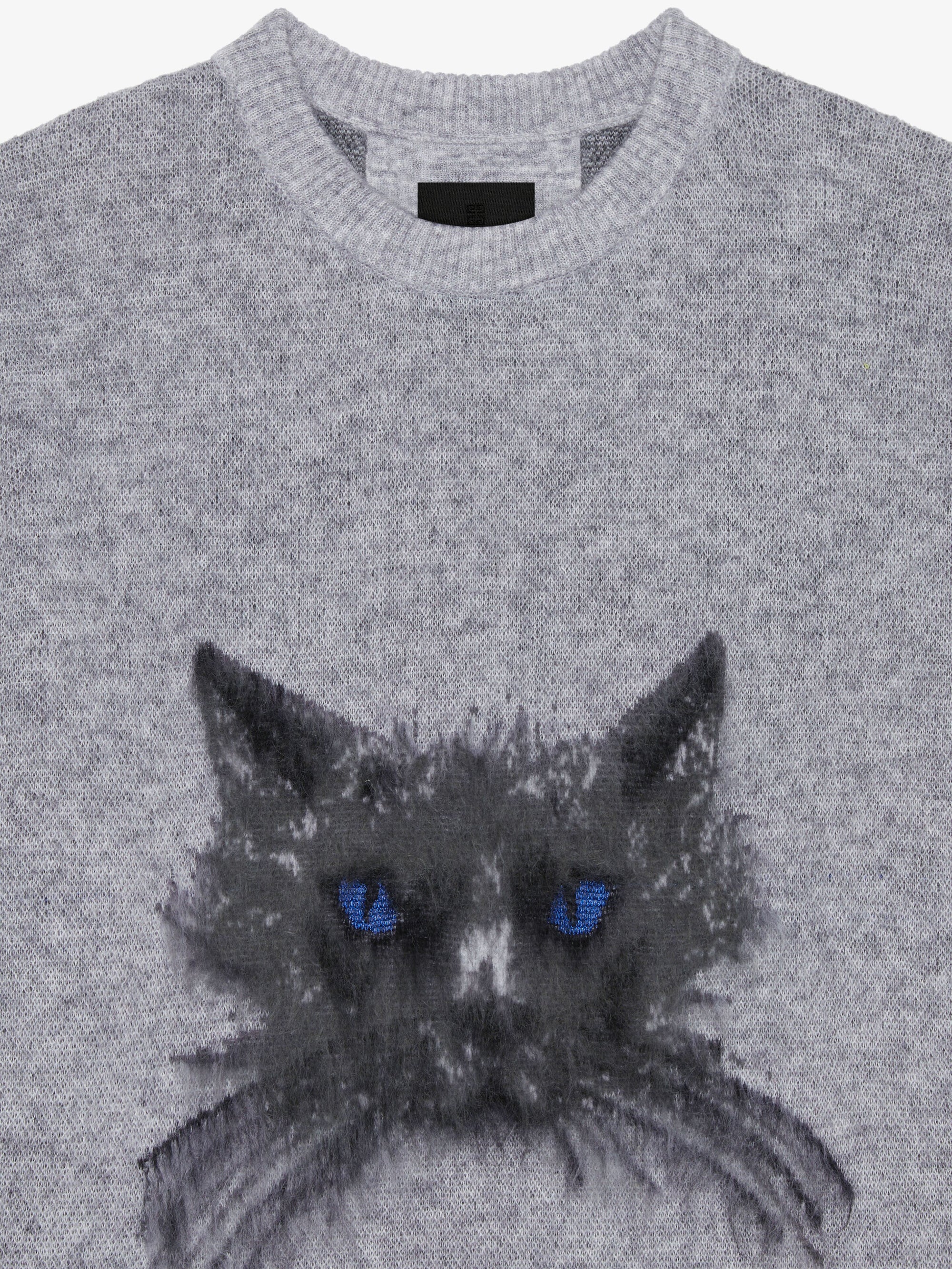 CREW NECK SWEATER