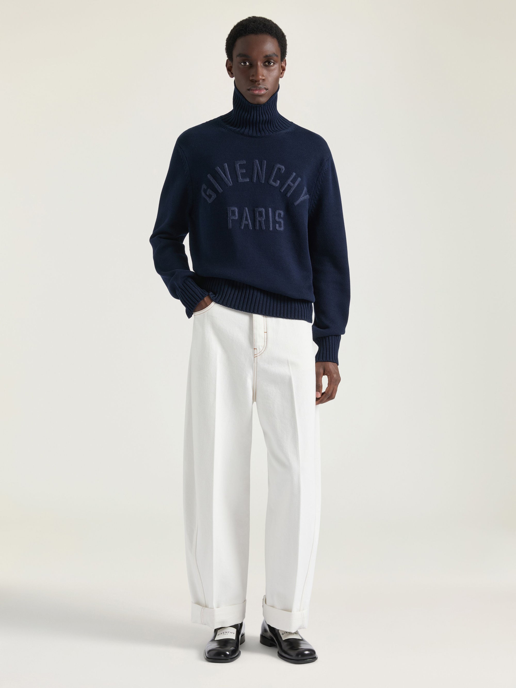 TURTLENECK SWEATER