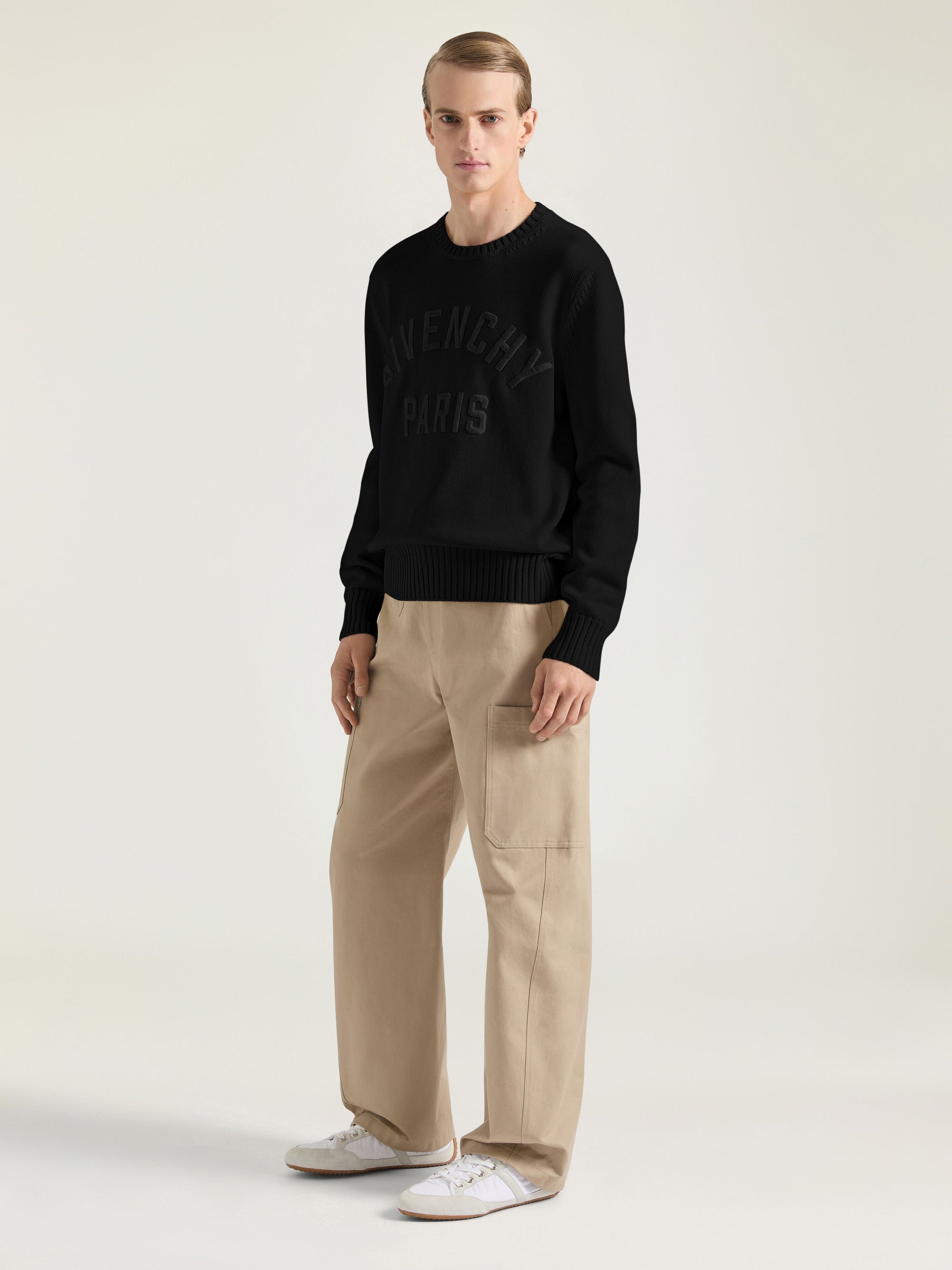 CREW NECK SWEATER