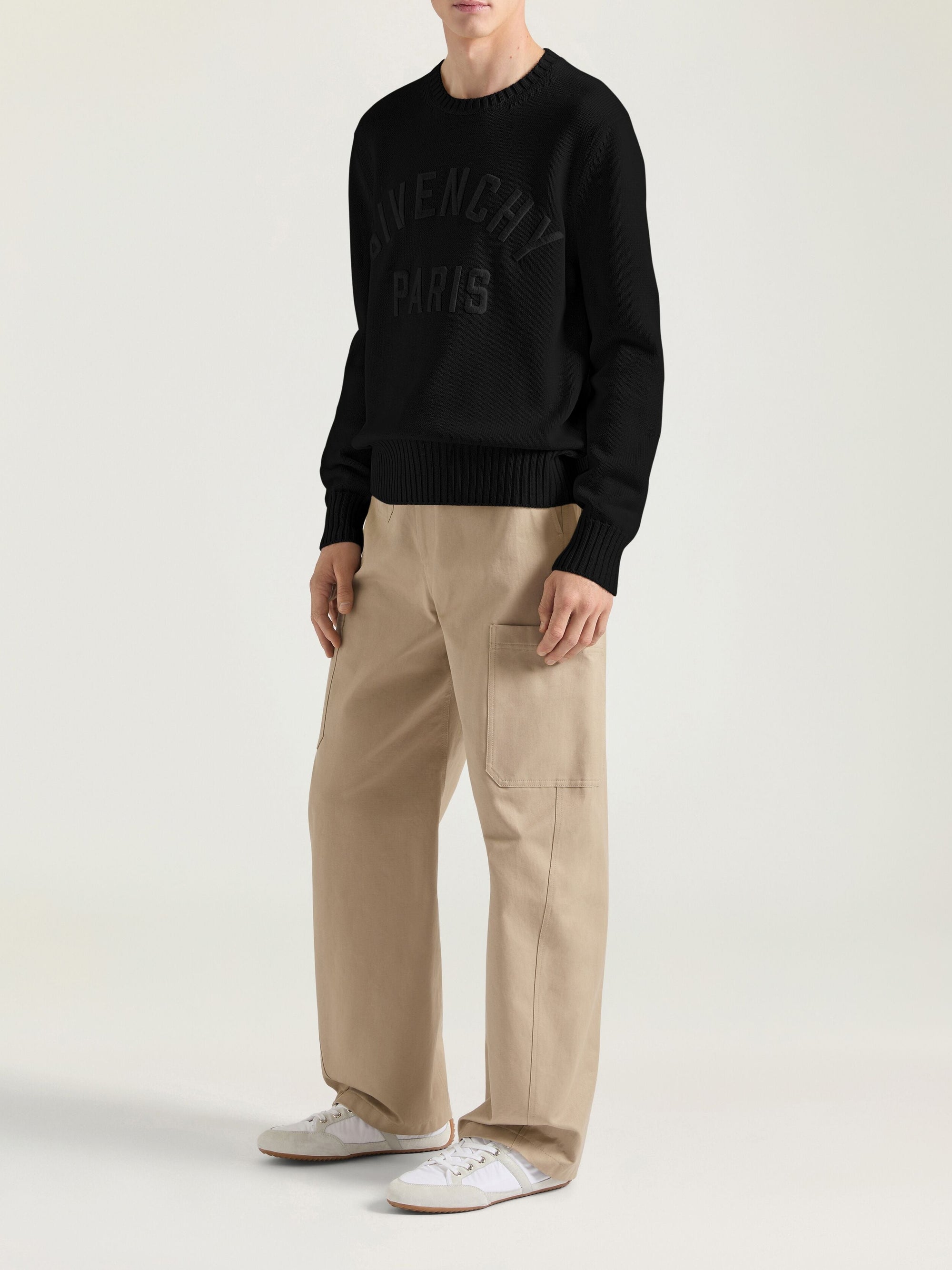 Pull avec broderie HG - Black
