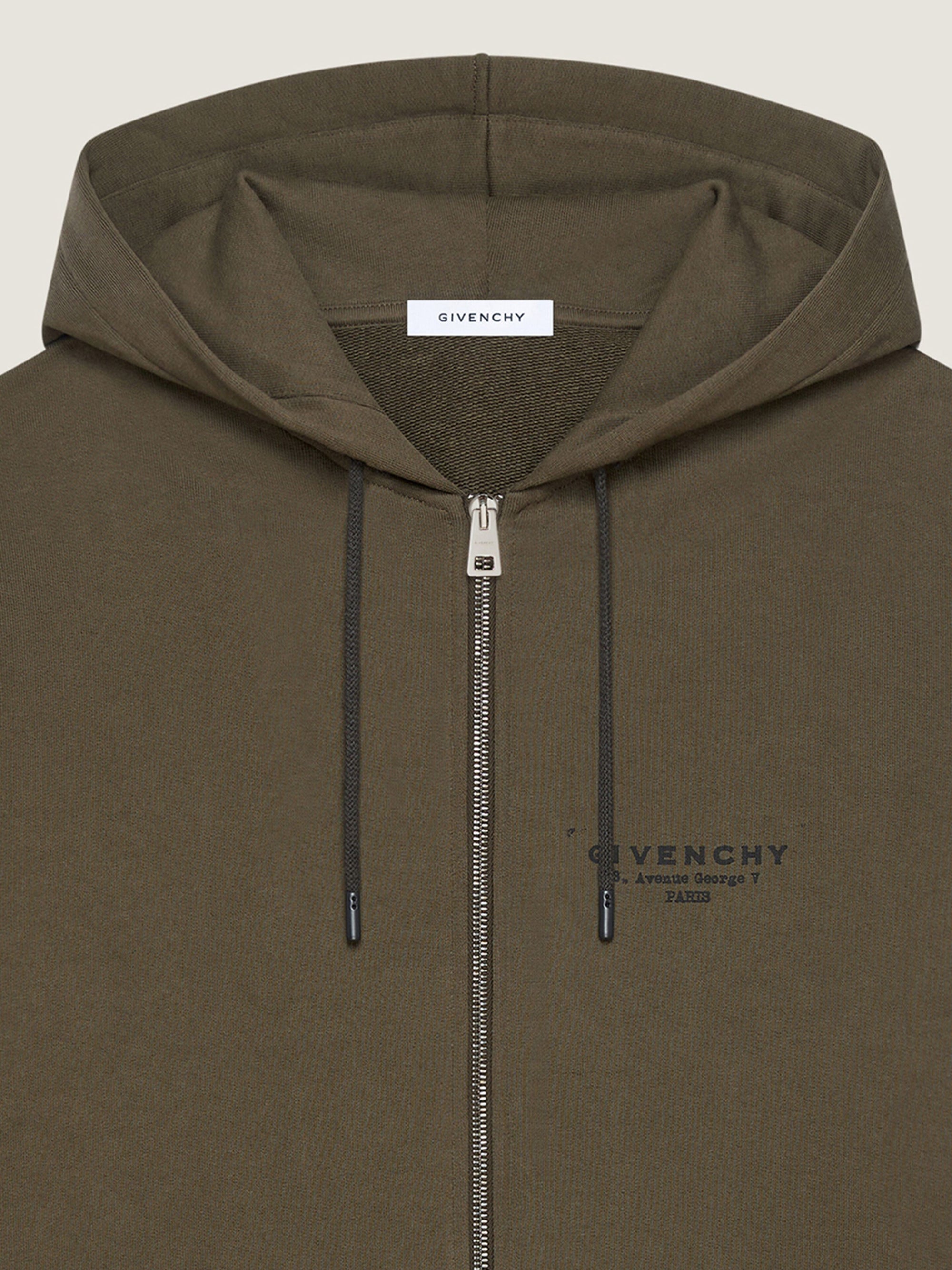 ZIPPED HOODIE REGULAR FIT