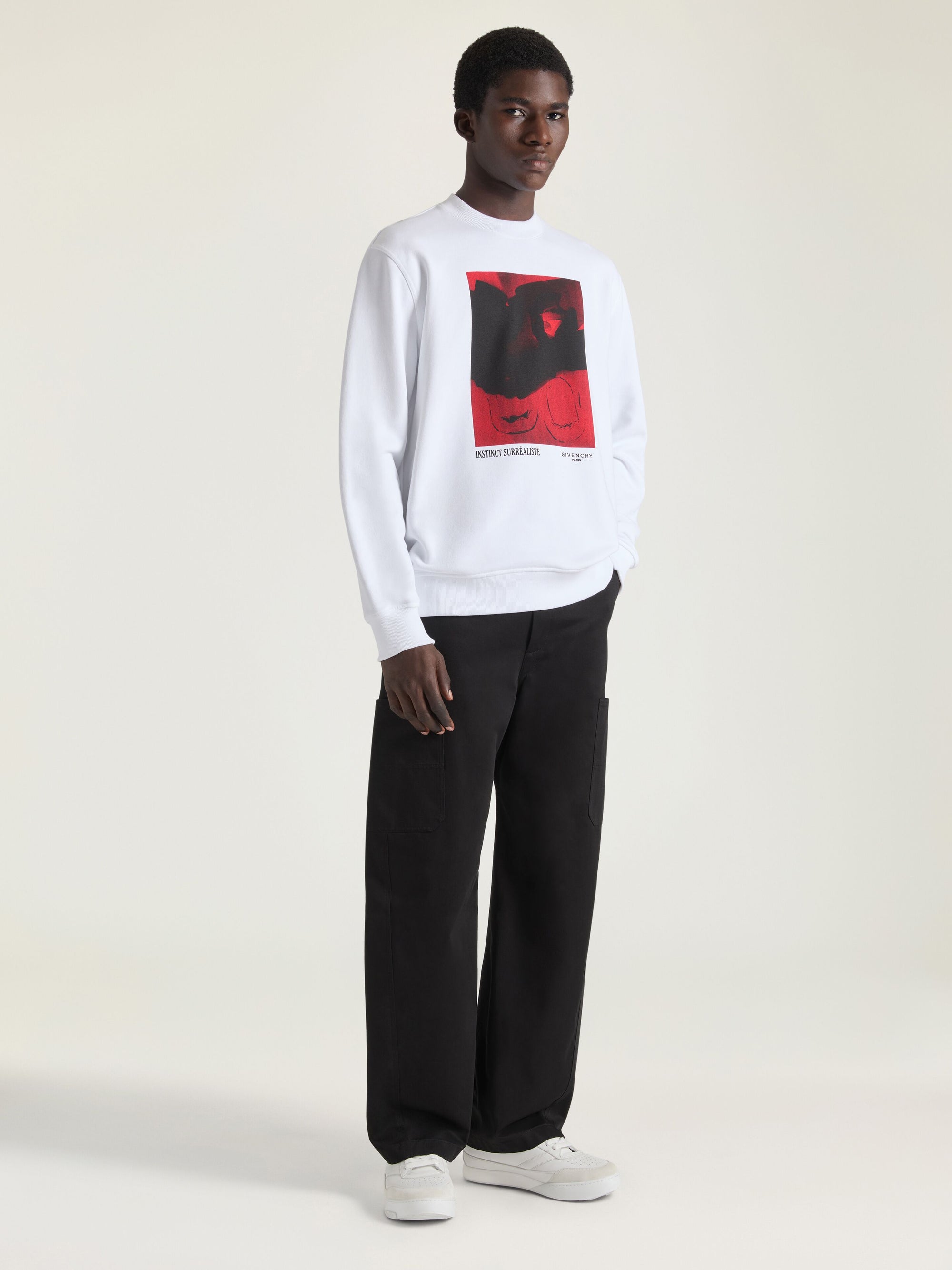 REGULAR FIT SWEATSHIRT