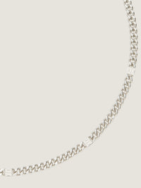 4G SILVERY CHAIN SMALL NECKLACE