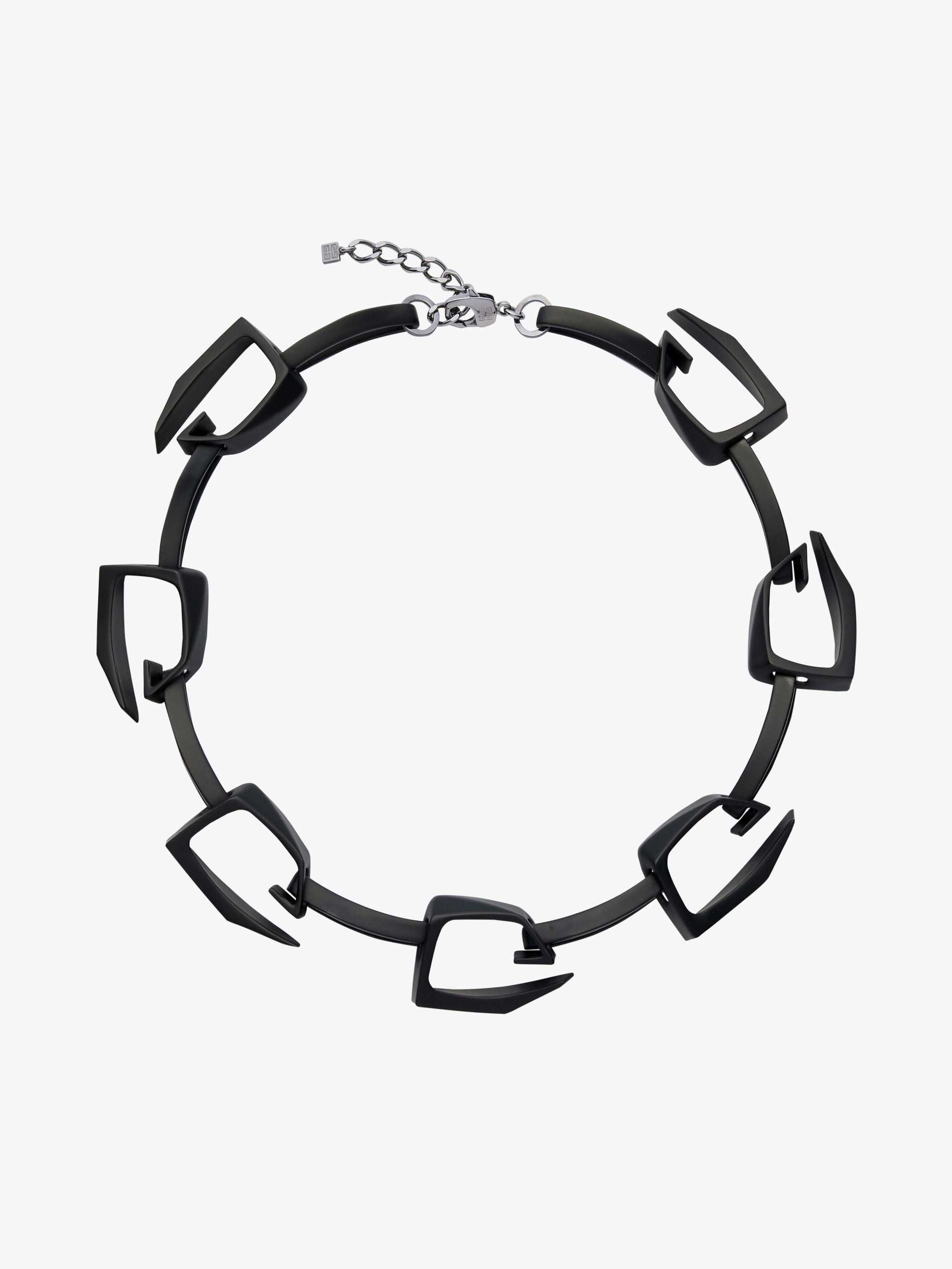 GIV CUT BLACK LARGE NECKLACE
