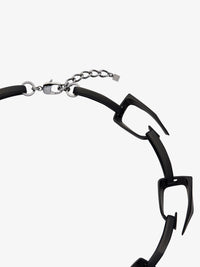 GIV CUT BLACK LARGE NECKLACE