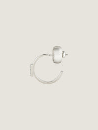 4G SILVERY HOOP EARRING