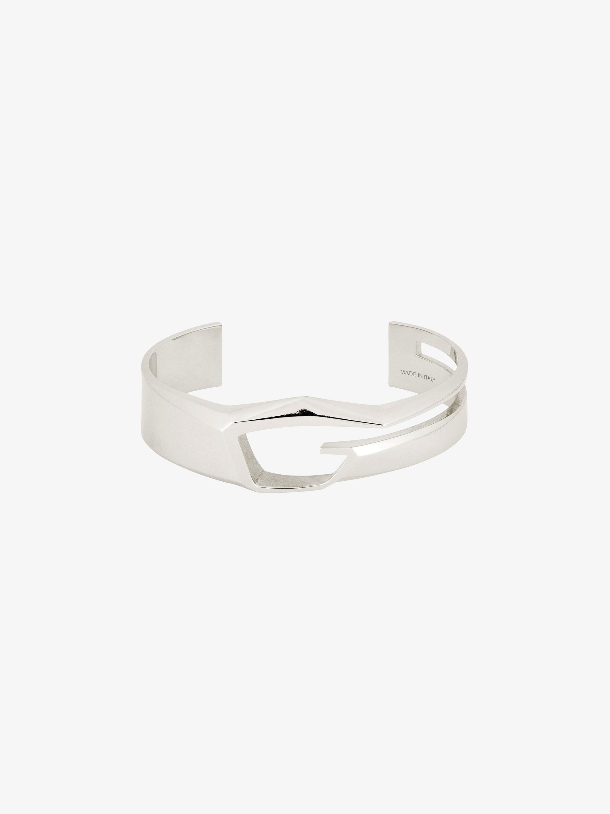 GIV CUT SILVERY CUFF BRACELET