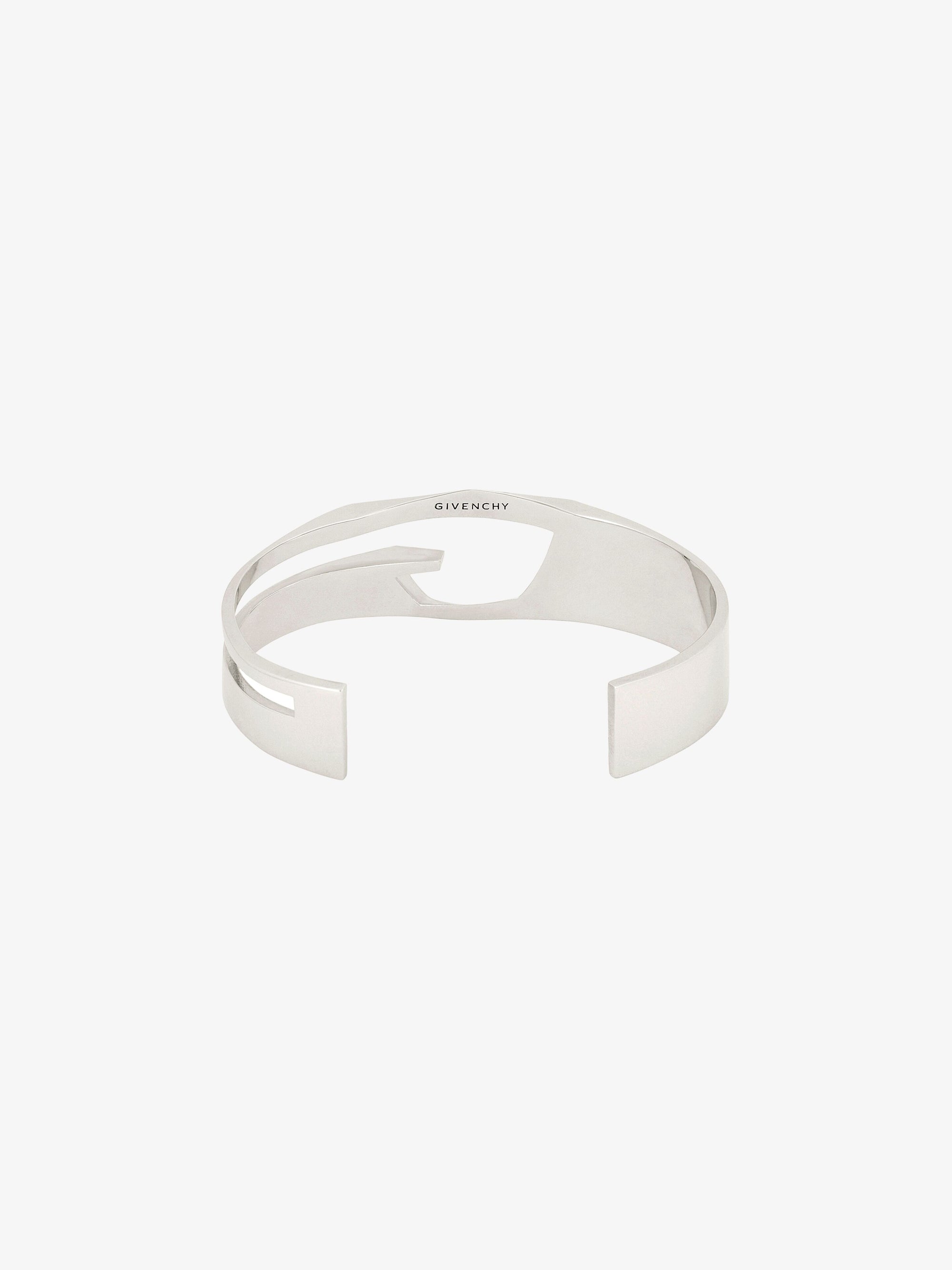 GIV CUT SILVERY CUFF BRACELET