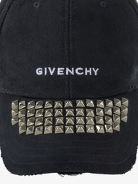 CURVED CAP WITH EMBROIDERED LOGO