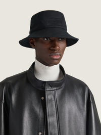 LOOSE BUCKET HAT