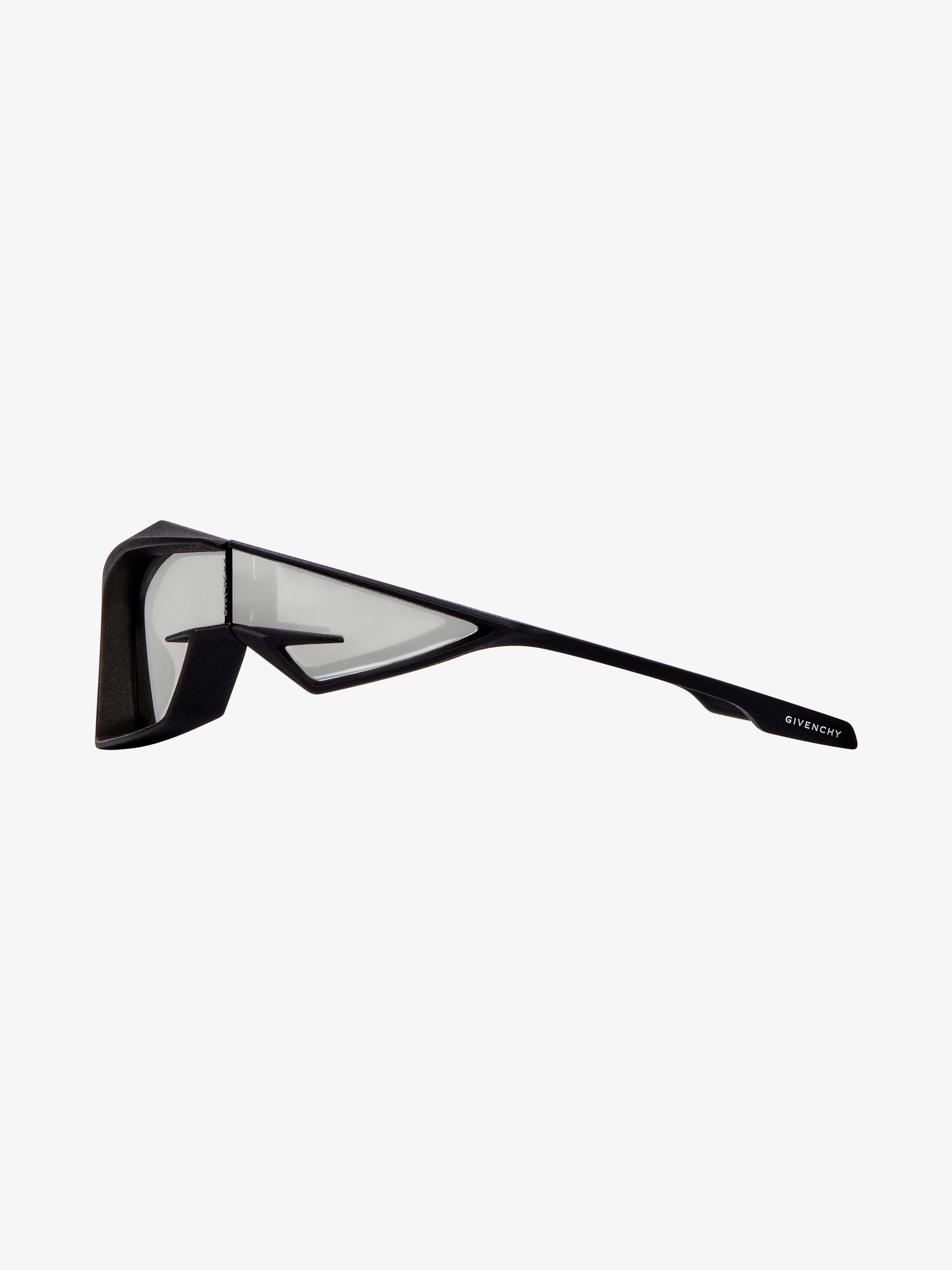 GIV CUT SUNGLASSES