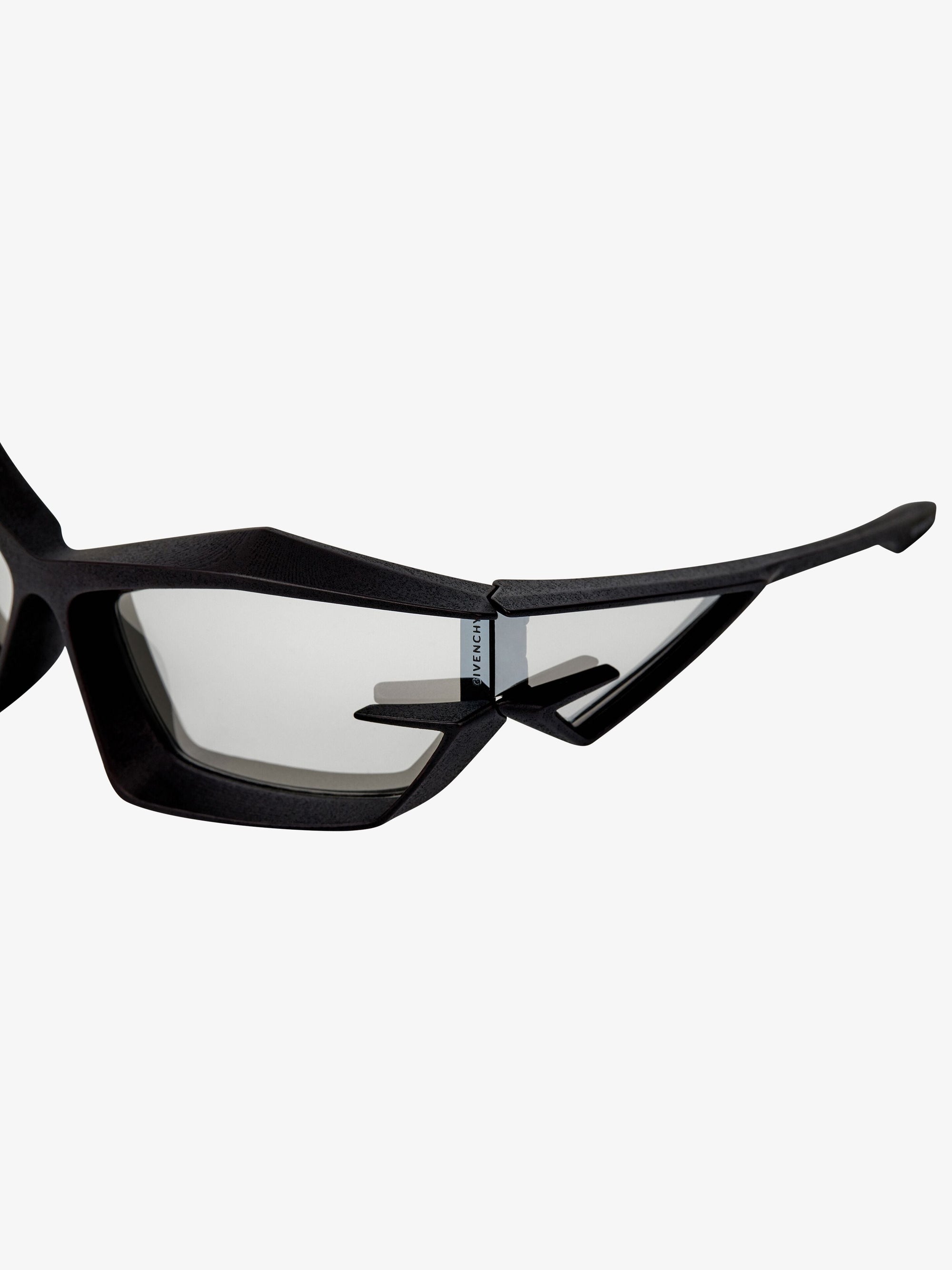 GIV CUT SUNGLASSES