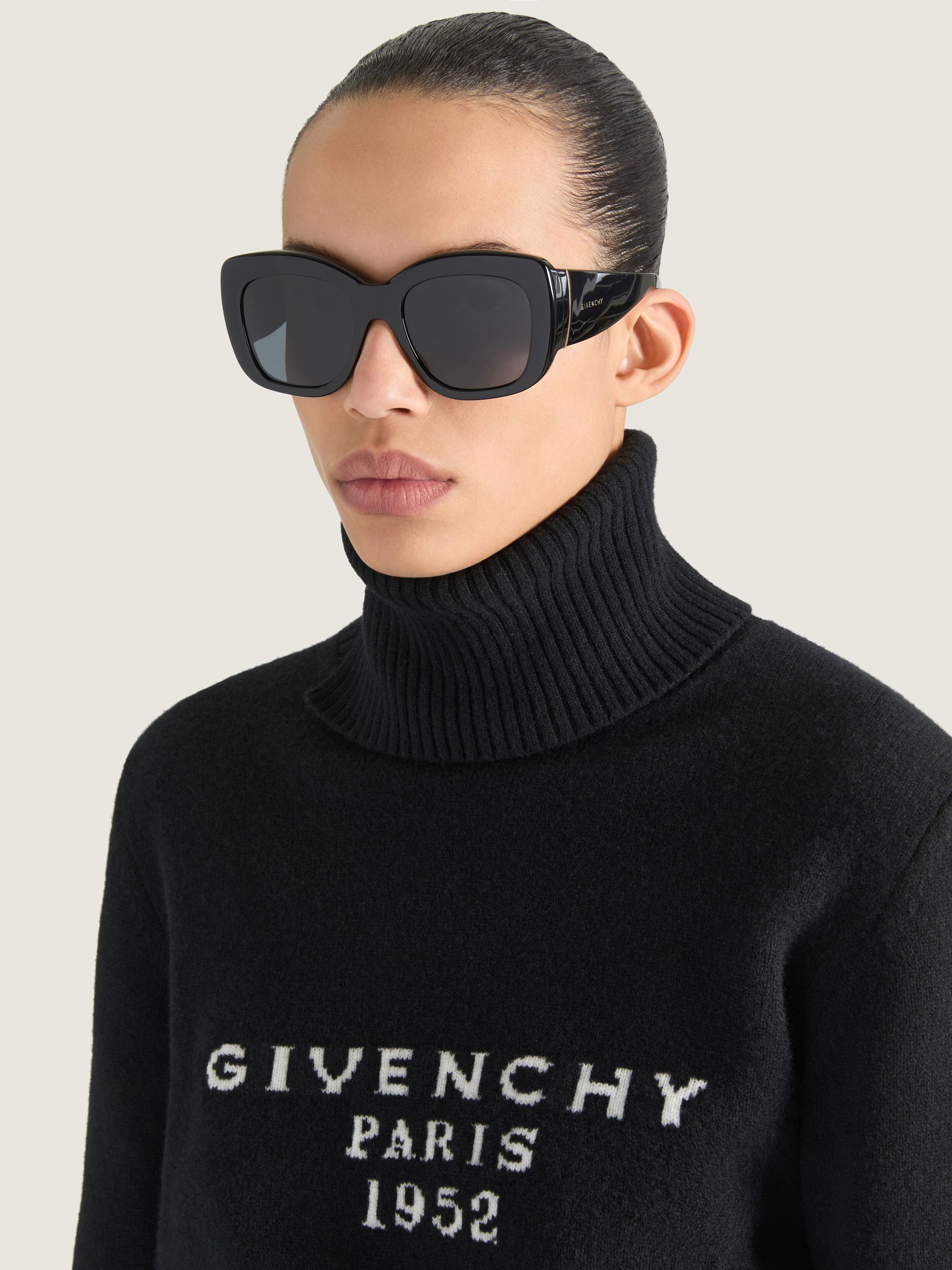 GIVENCHY BOLD SUNGLASSES