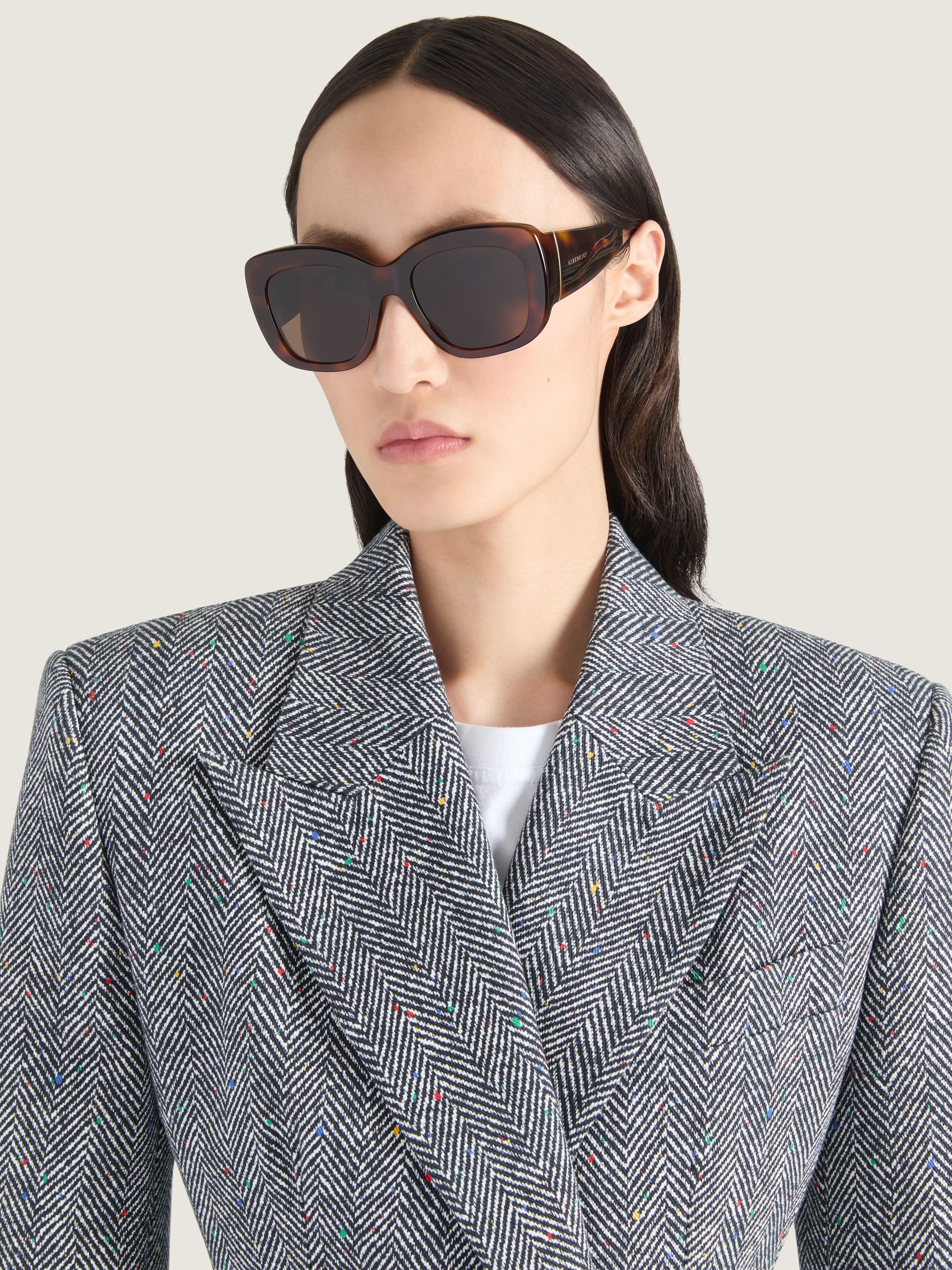 GIVENCHY BOLD SUNGLASSES